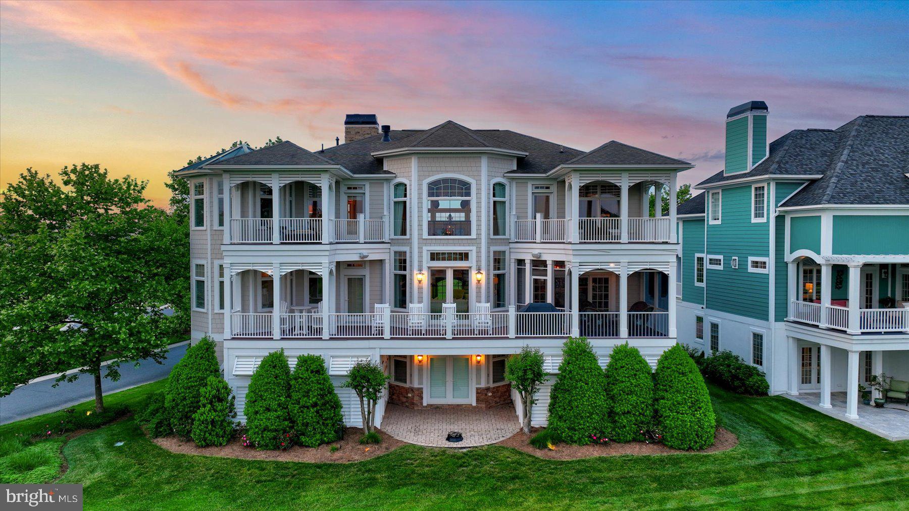 PENINSULA - Residential