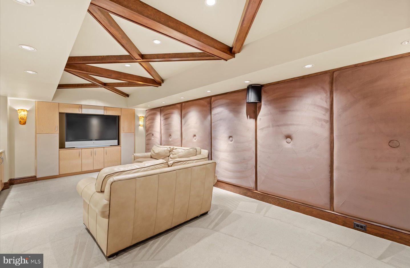 KINGS CREEK CC - Residential