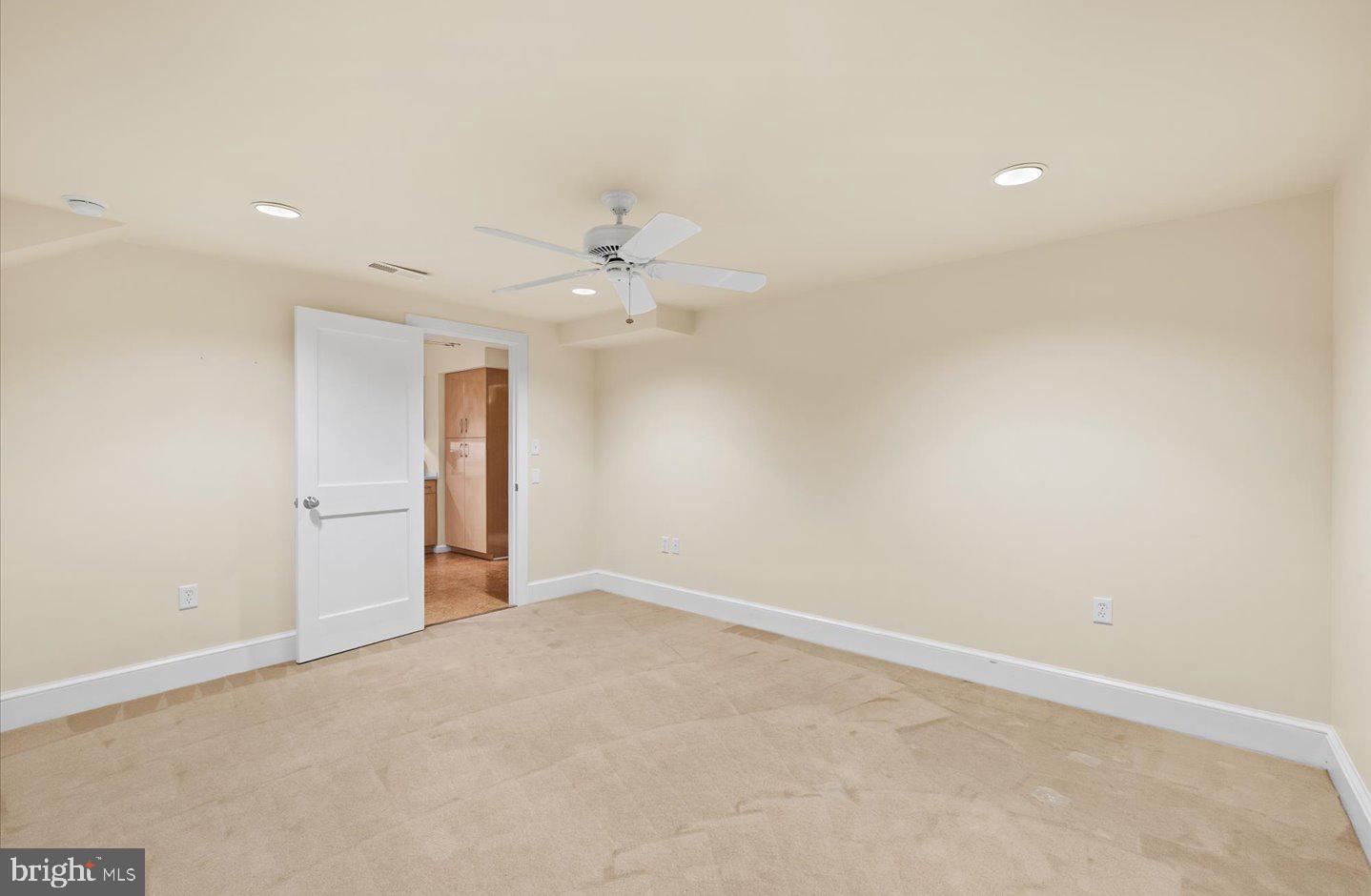 KINGS CREEK CC - Residential
