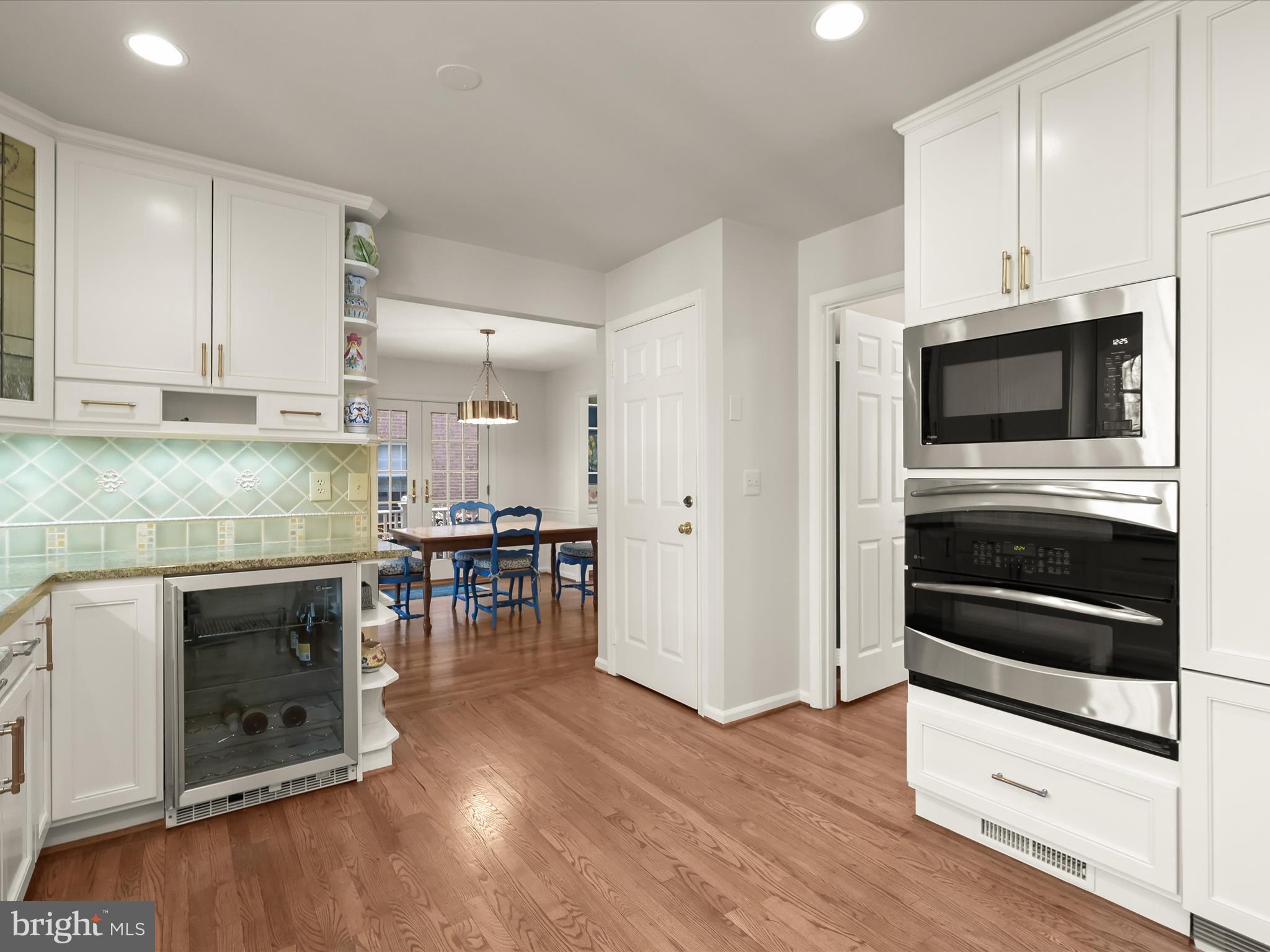 WOODACRES - Residential
