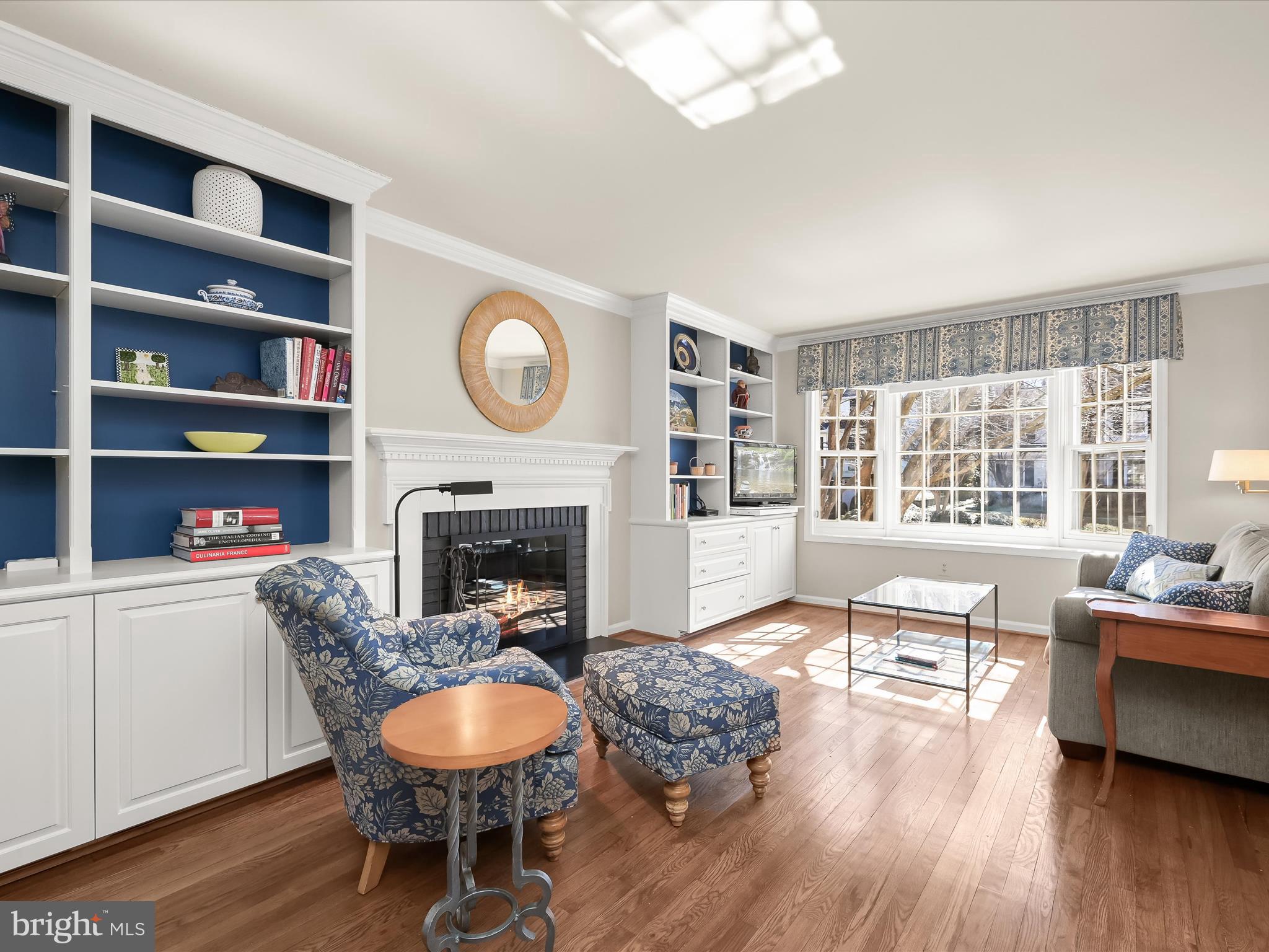 WOODACRES - Residential