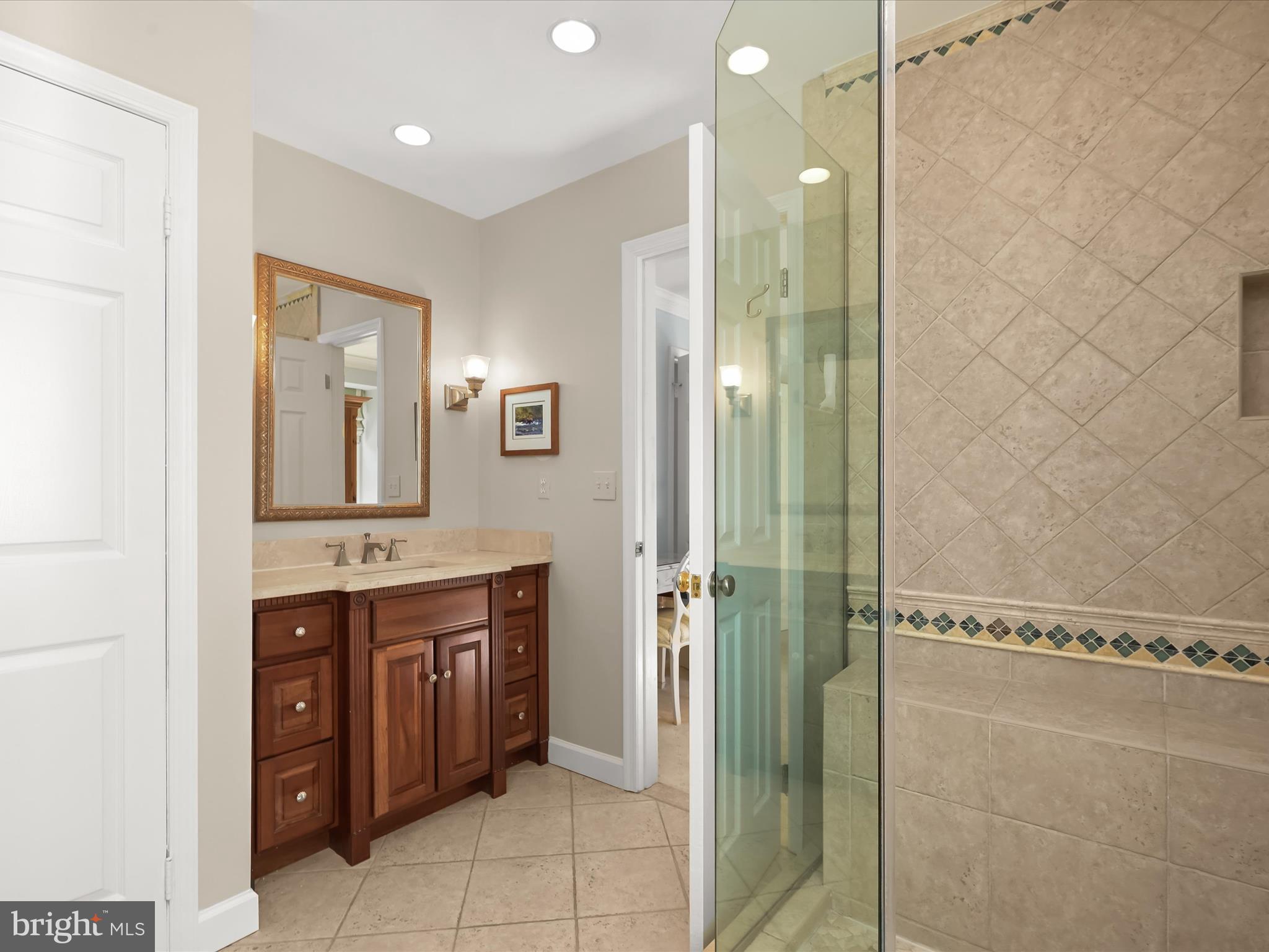 WOODACRES - Residential
