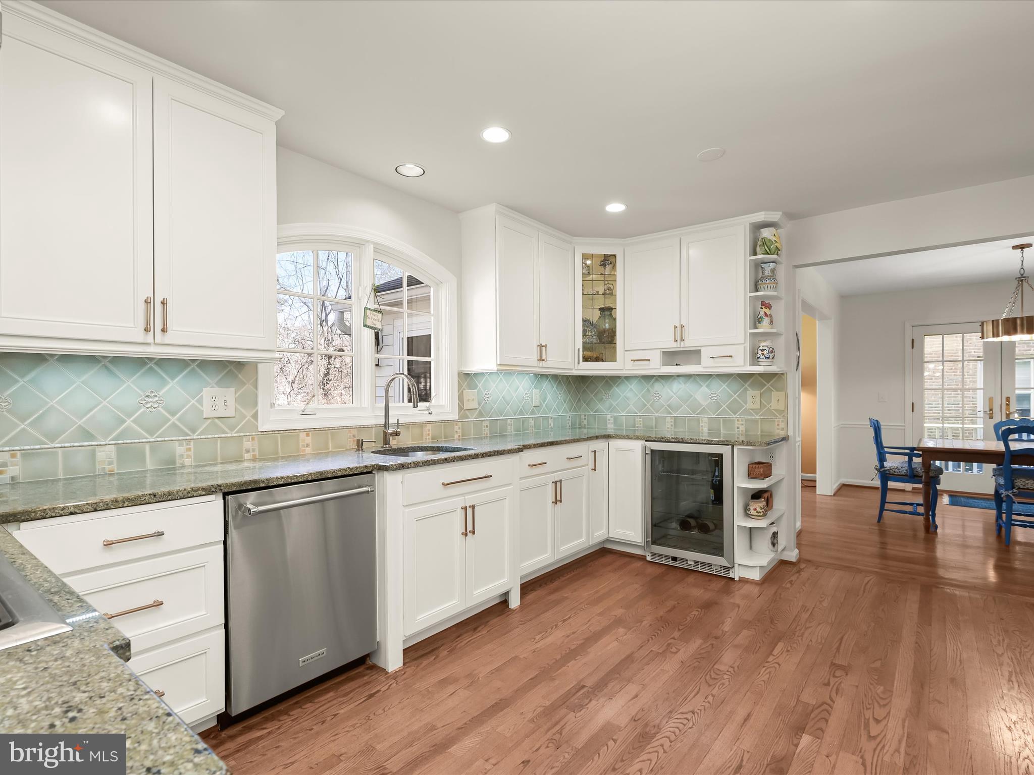 WOODACRES - Residential