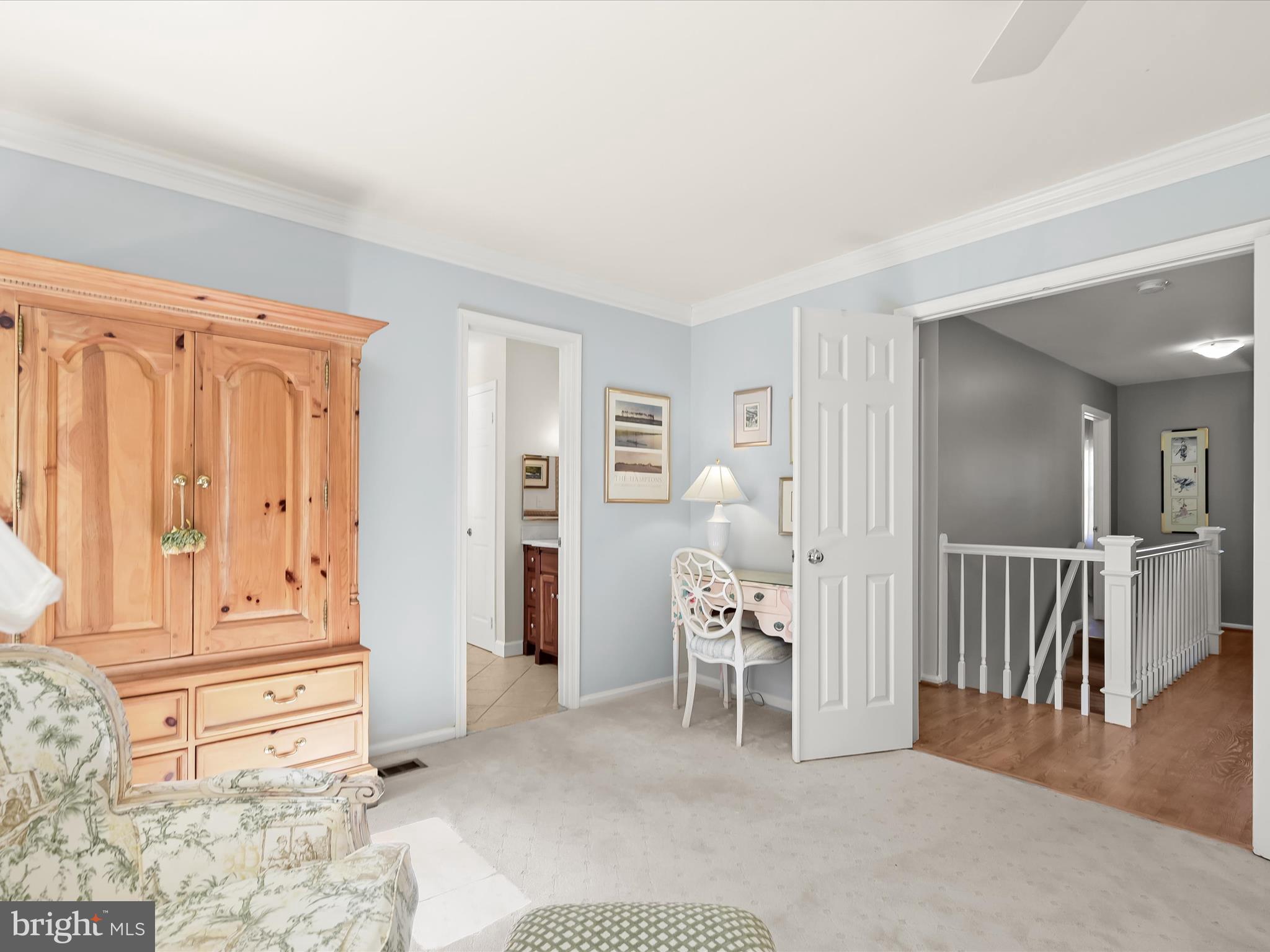 WOODACRES - Residential