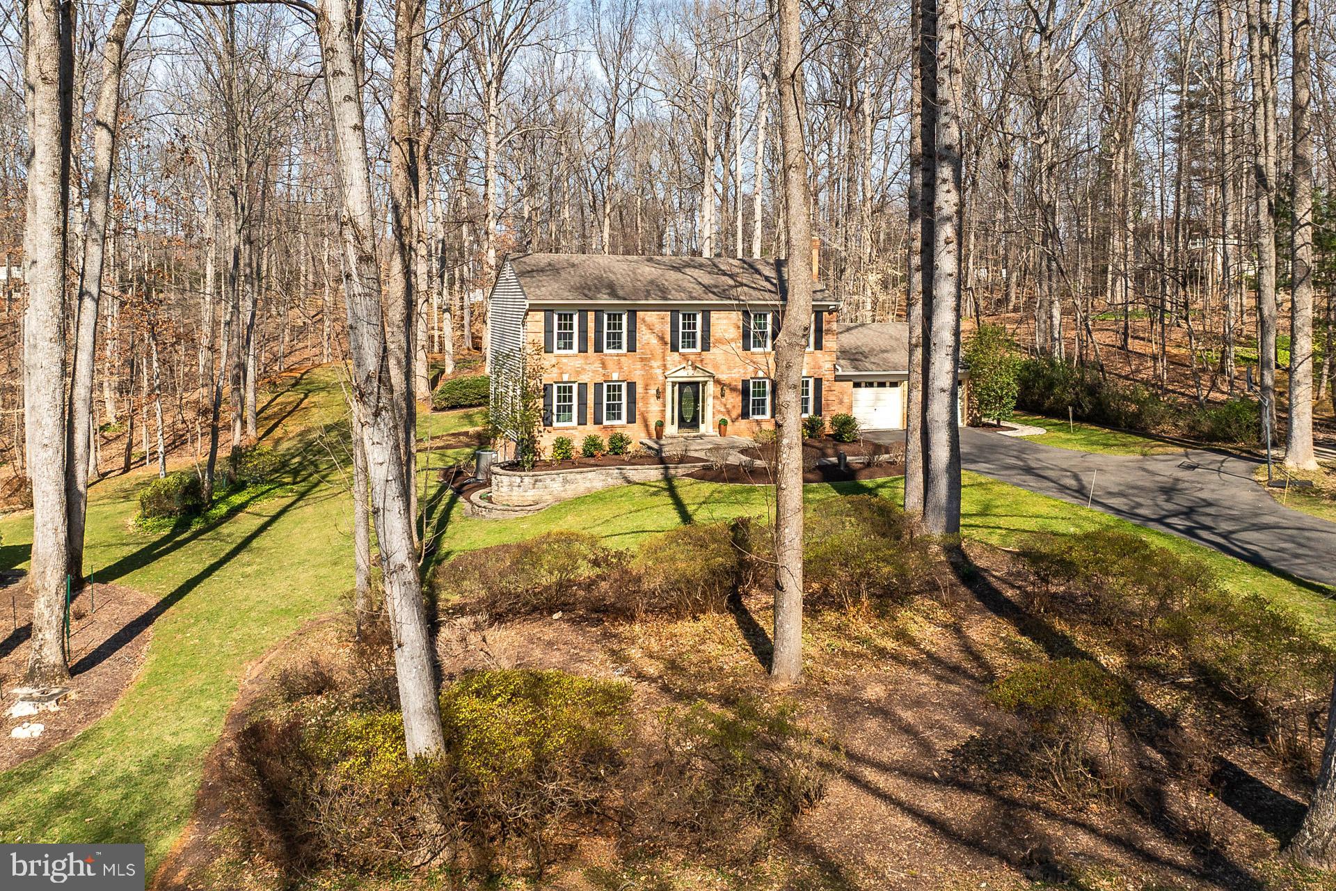 FAIRFAX STATION - Residential