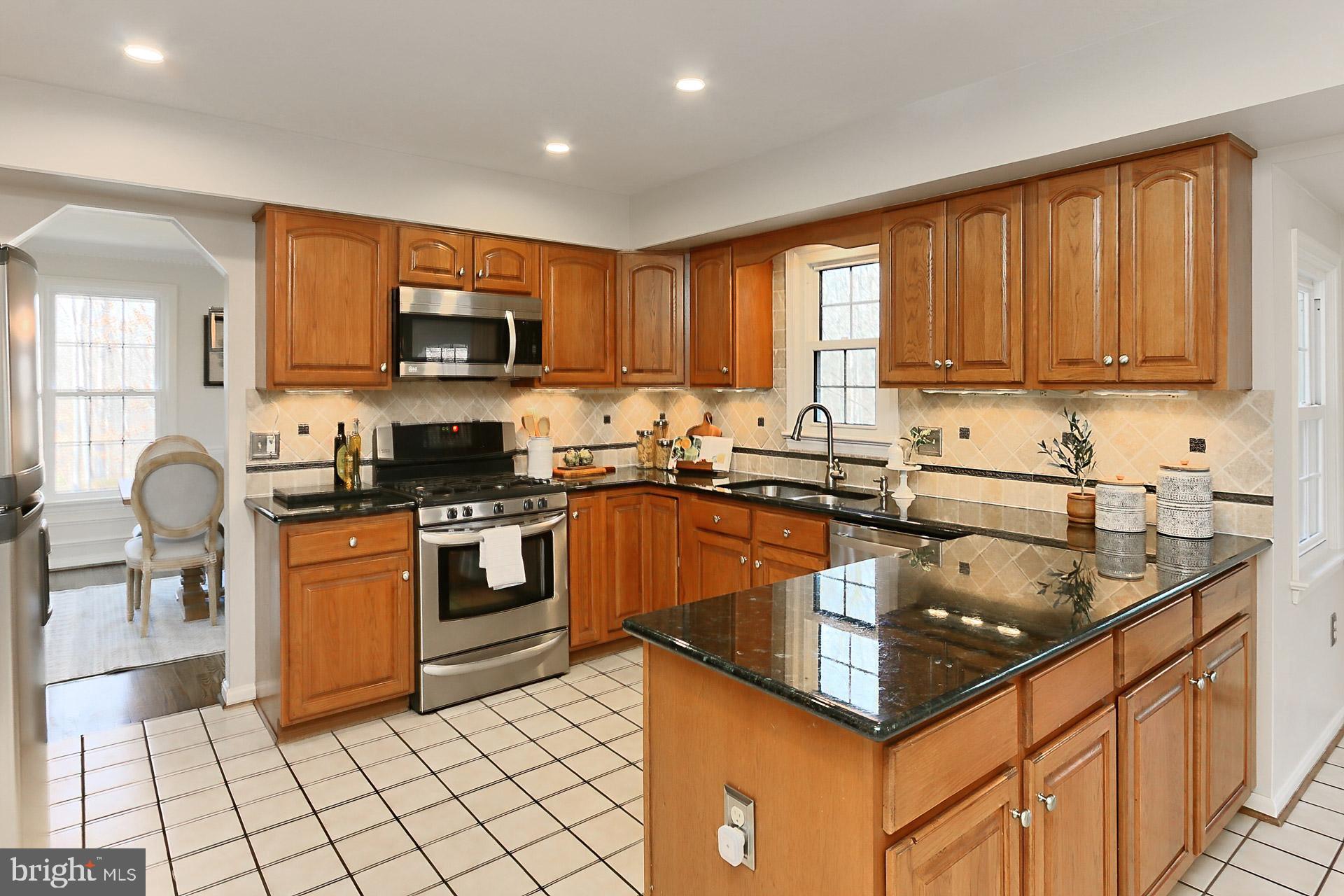 FAIRFAX STATION - Residential