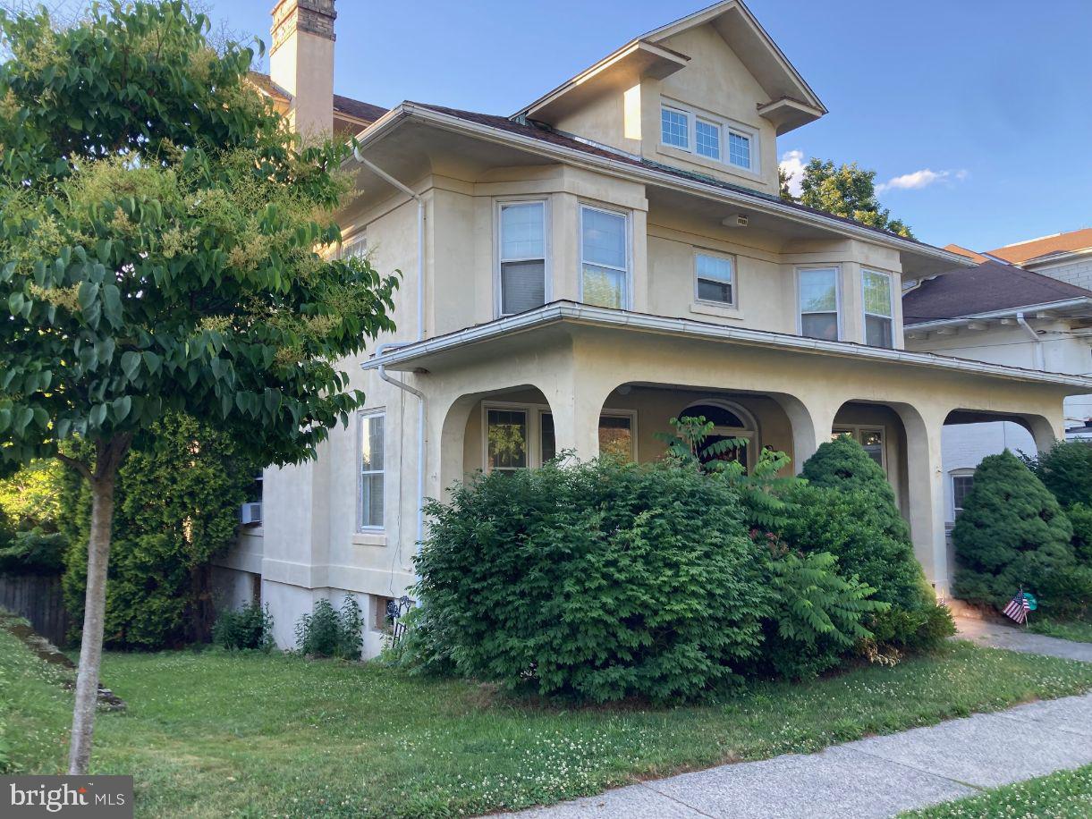 YORKVILLE - Residential