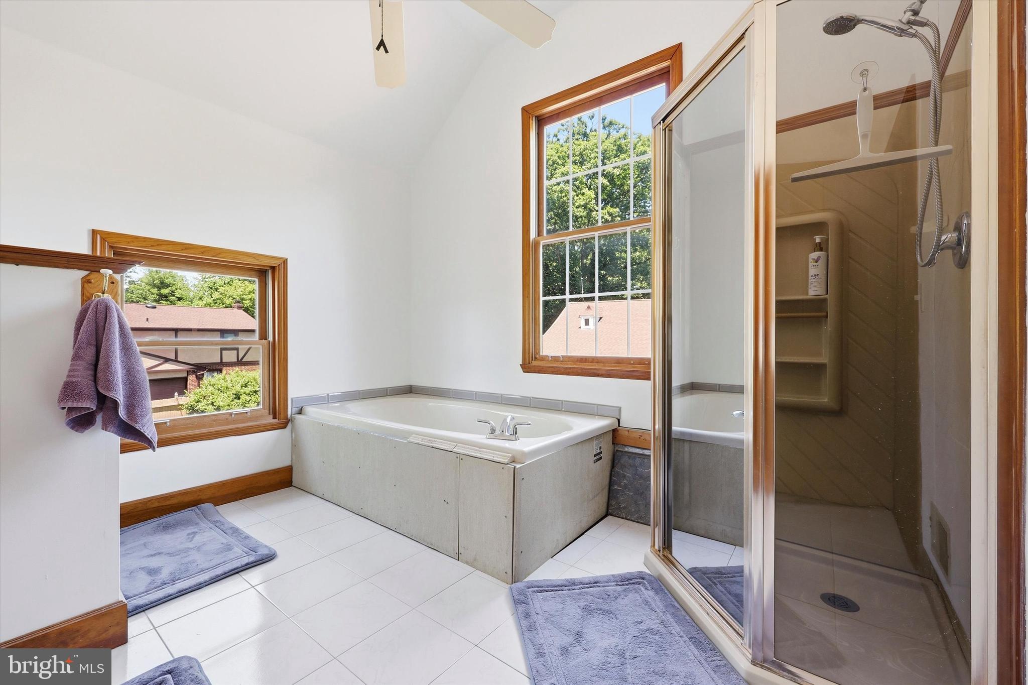 JUSTA FARMS - Residential