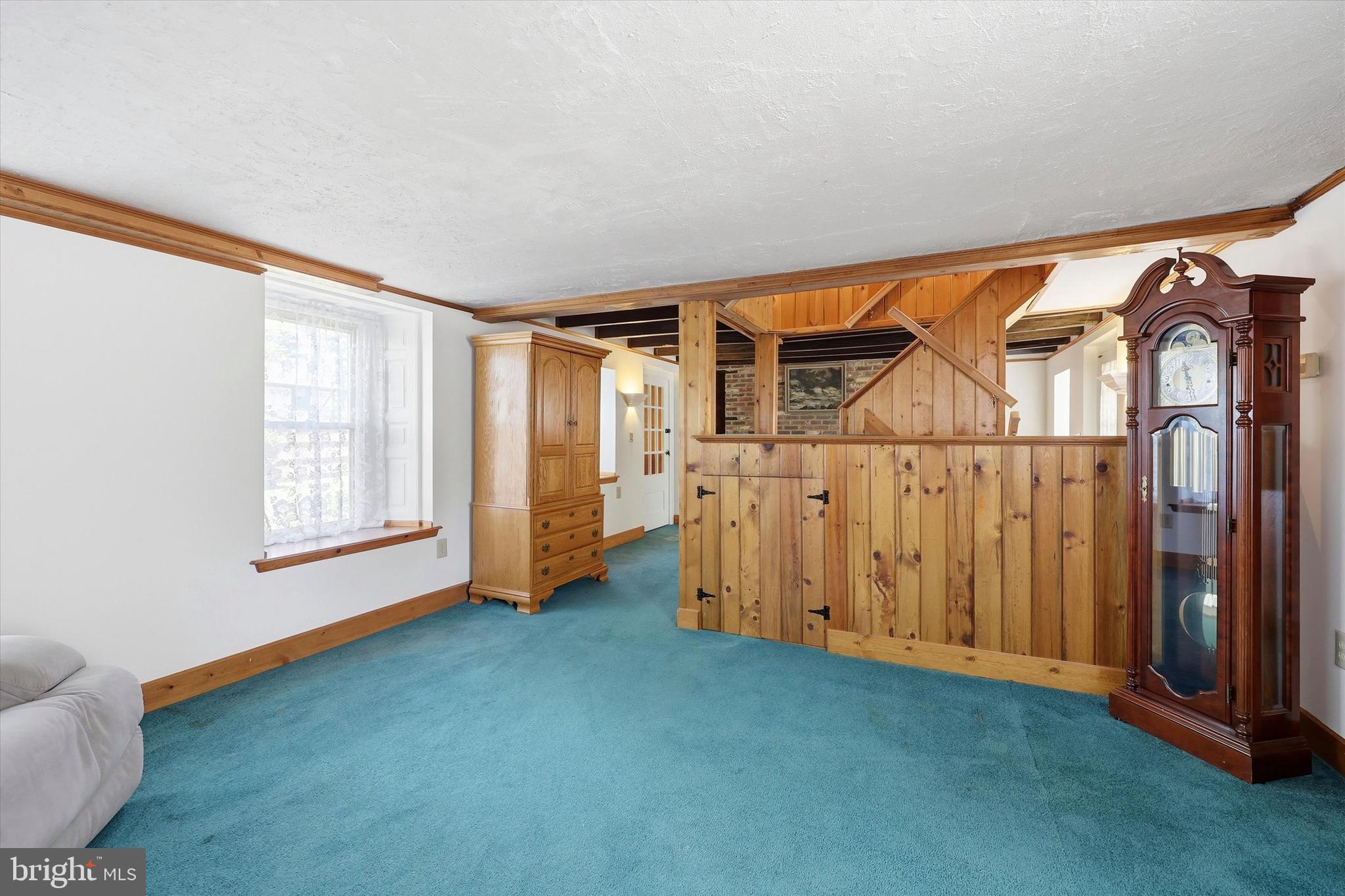 JUSTA FARMS - Residential
