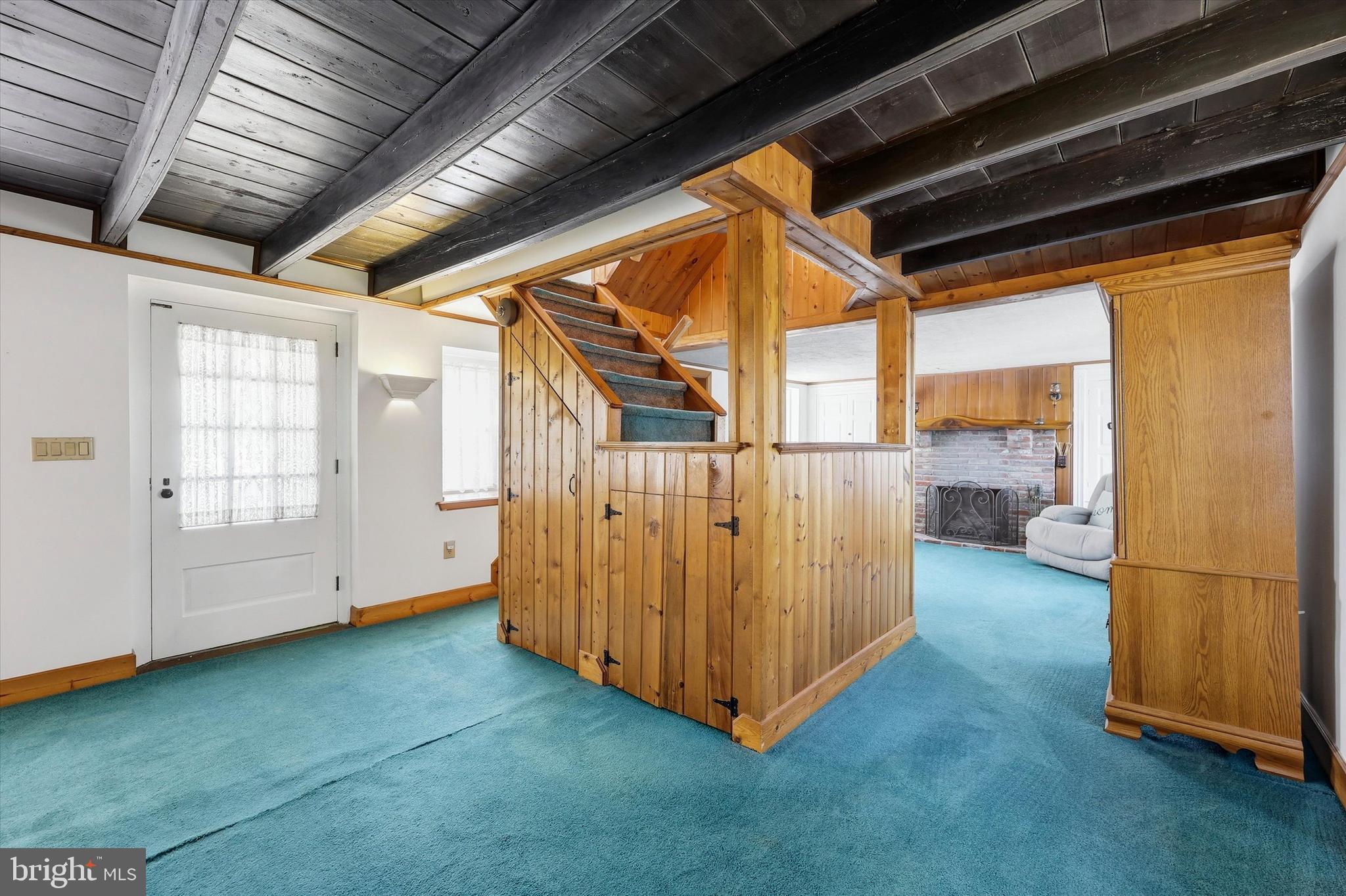 JUSTA FARMS - Residential