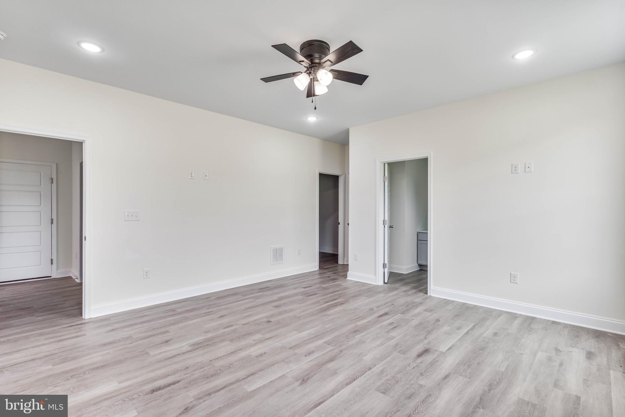 GREEN BRIAR - Residential