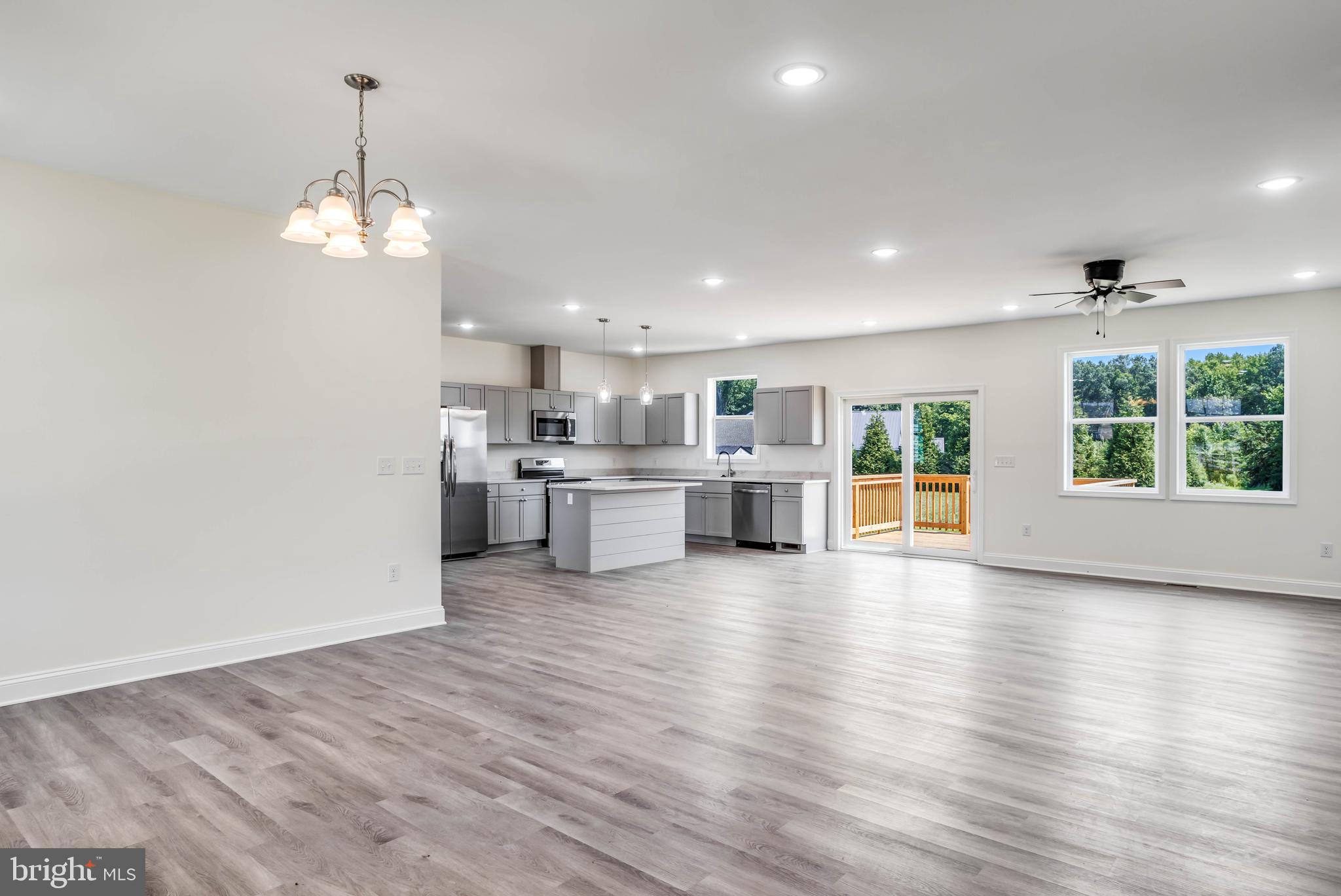 GREEN BRIAR - Residential