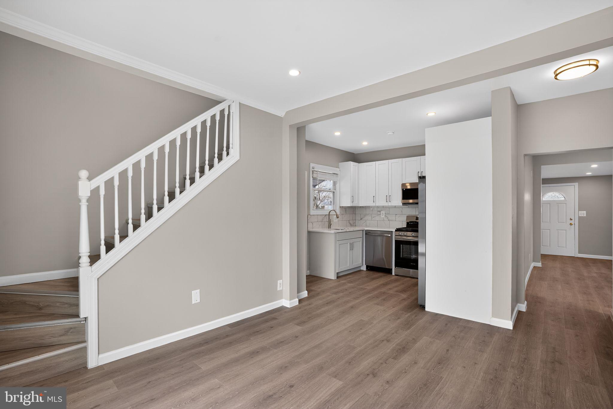 MOYERS PARK - Residential