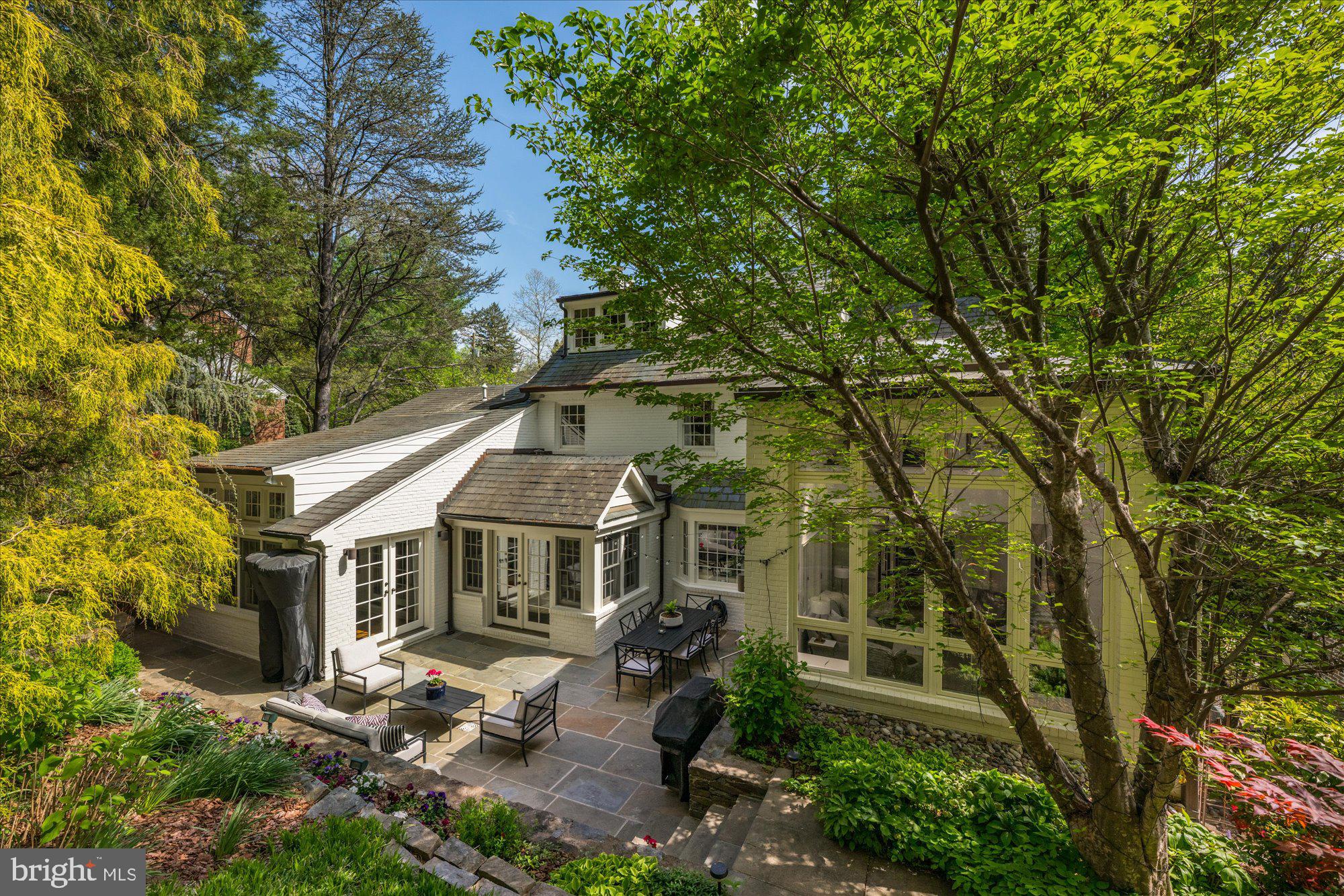 WESLEY HEIGHTS - Residential