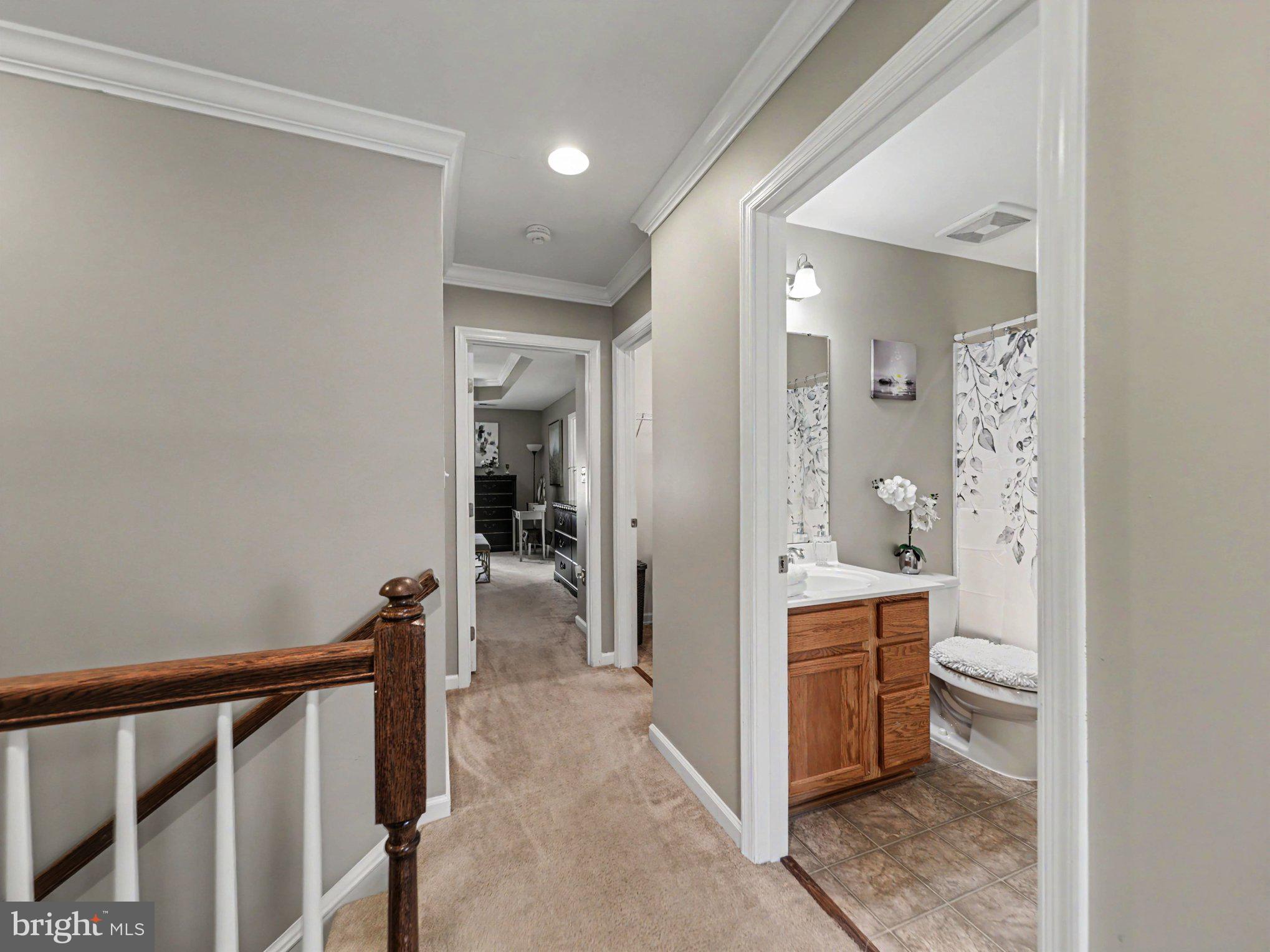 LAFAYETTE CROSSING - Residential