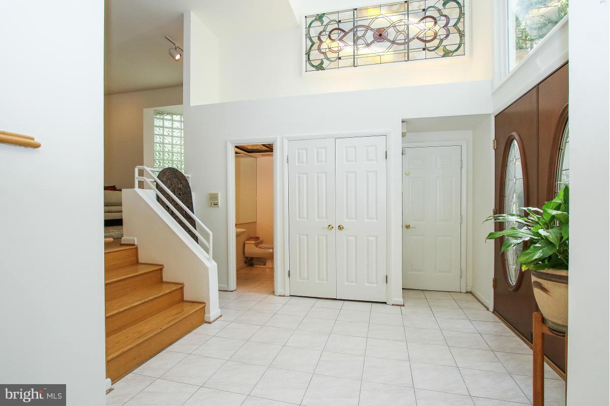 BRADLEY HILLS GROVE - Residential