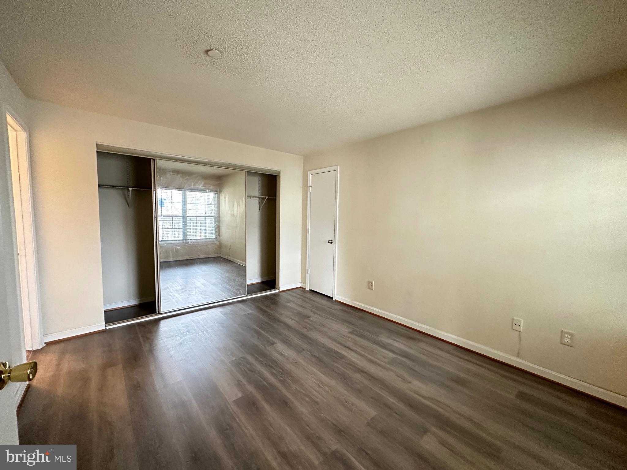 VISTAS 2 AT LAUREL - Residential Lease