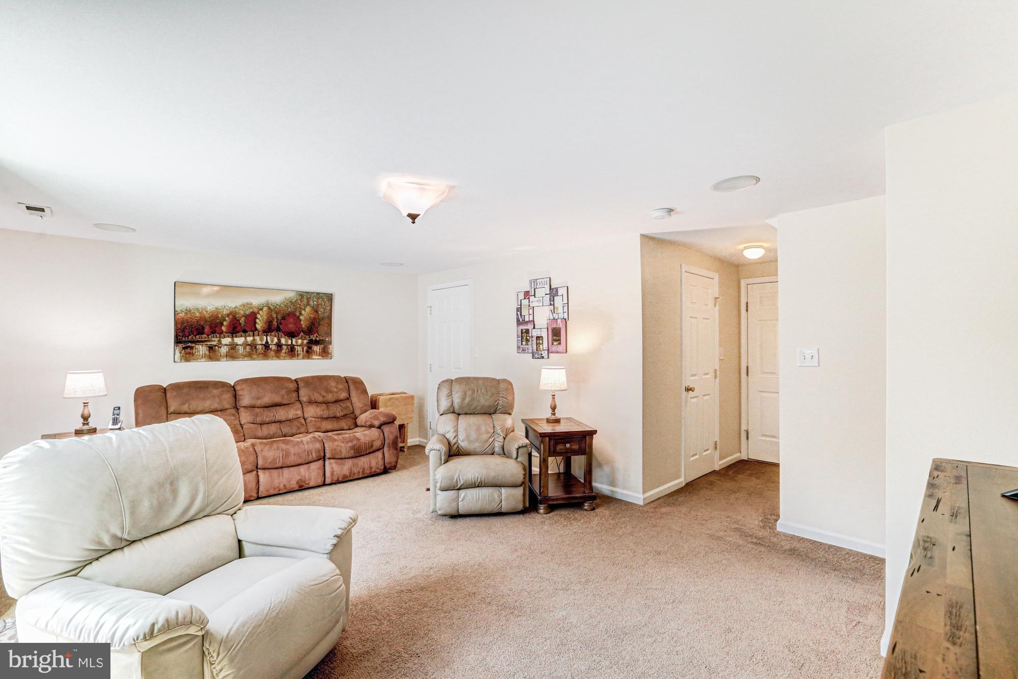 WELLINGTON WOODS - Residential