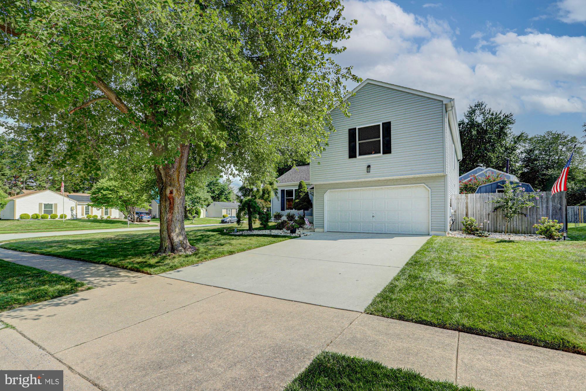 WELLINGTON WOODS - Residential