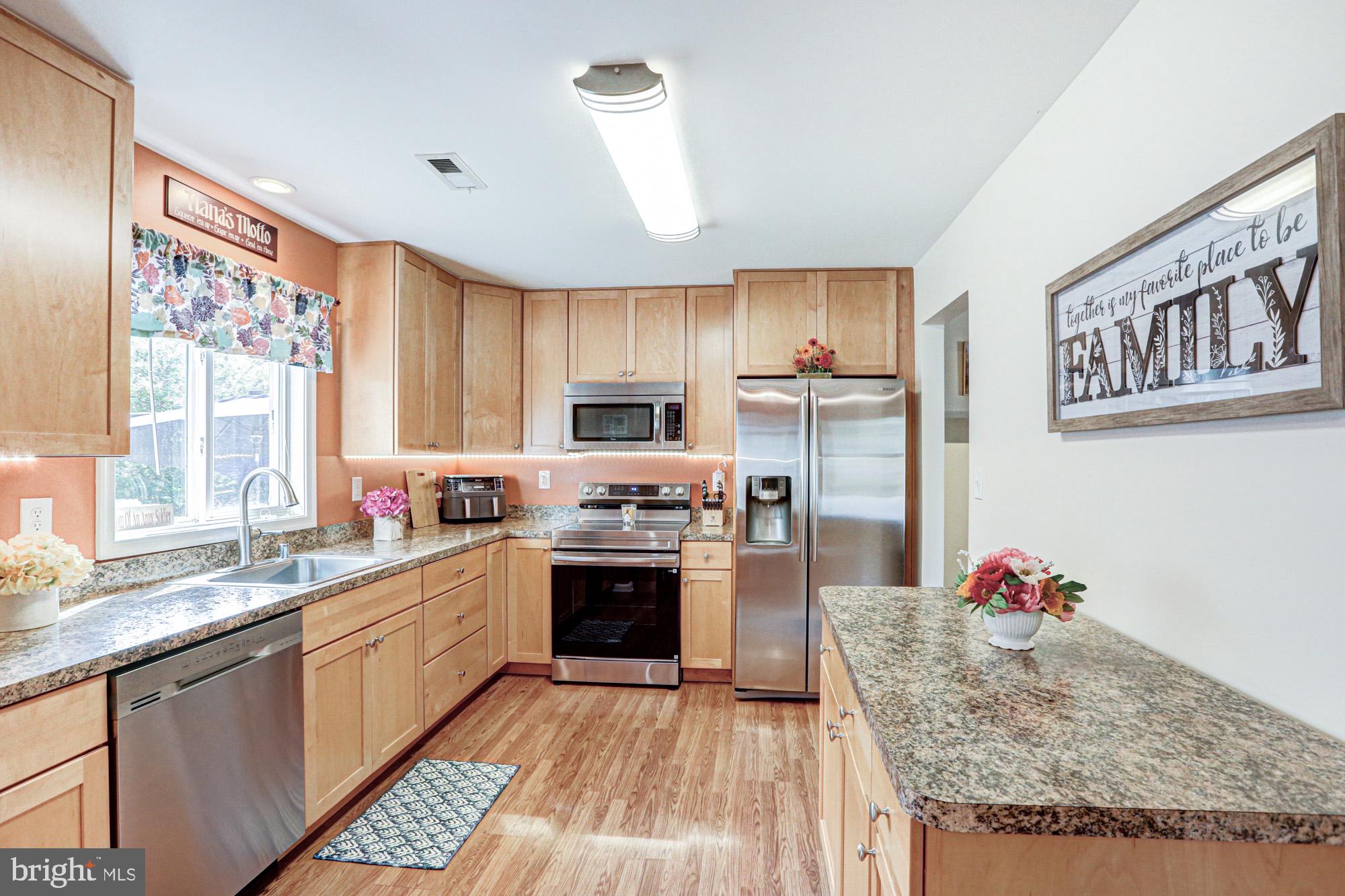 WELLINGTON WOODS - Residential
