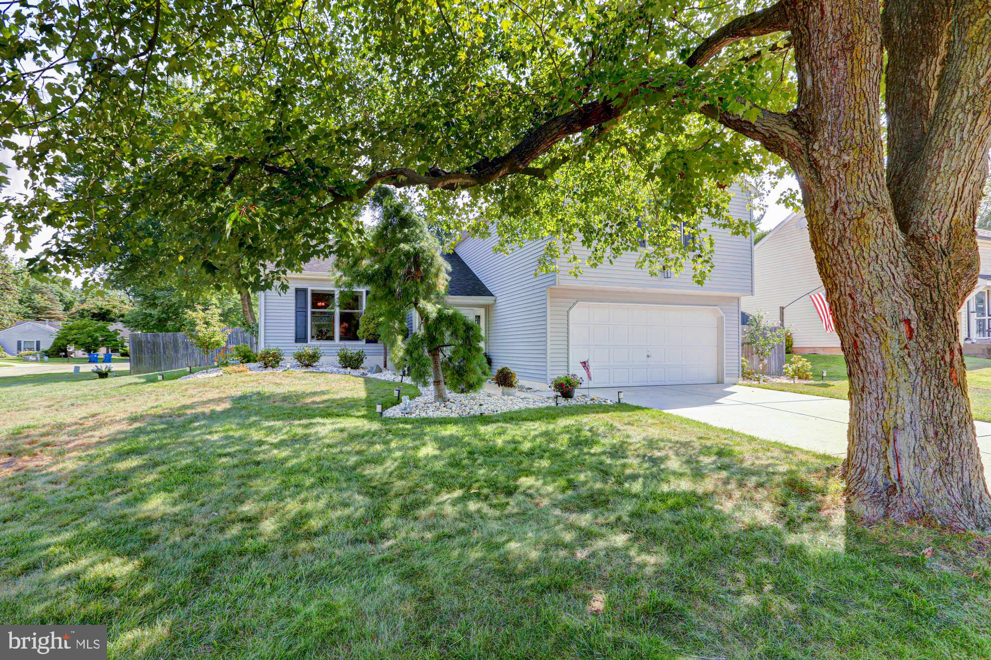 WELLINGTON WOODS - Residential