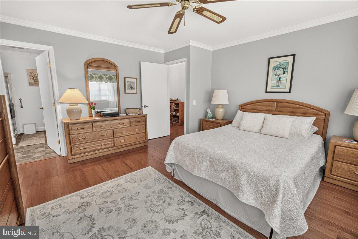 CRESTWOOD VILLAGE - Residential