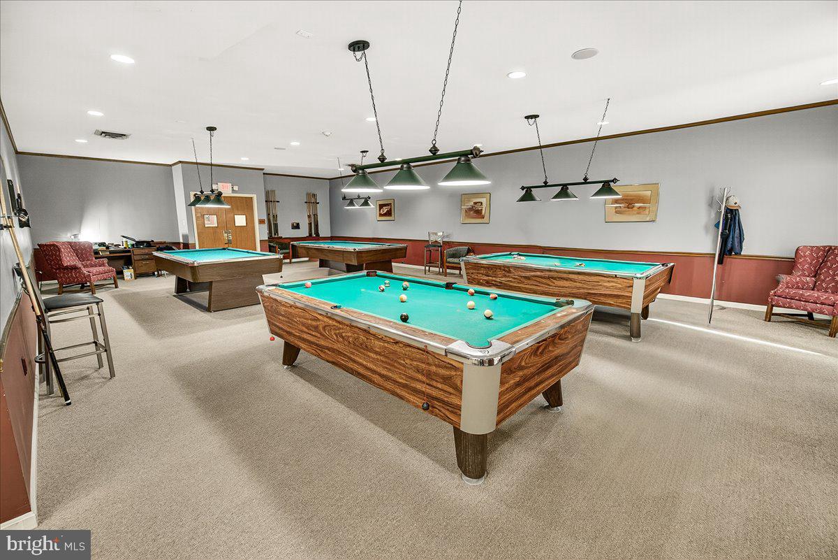 CRESTWOOD VILLAGE - Residential