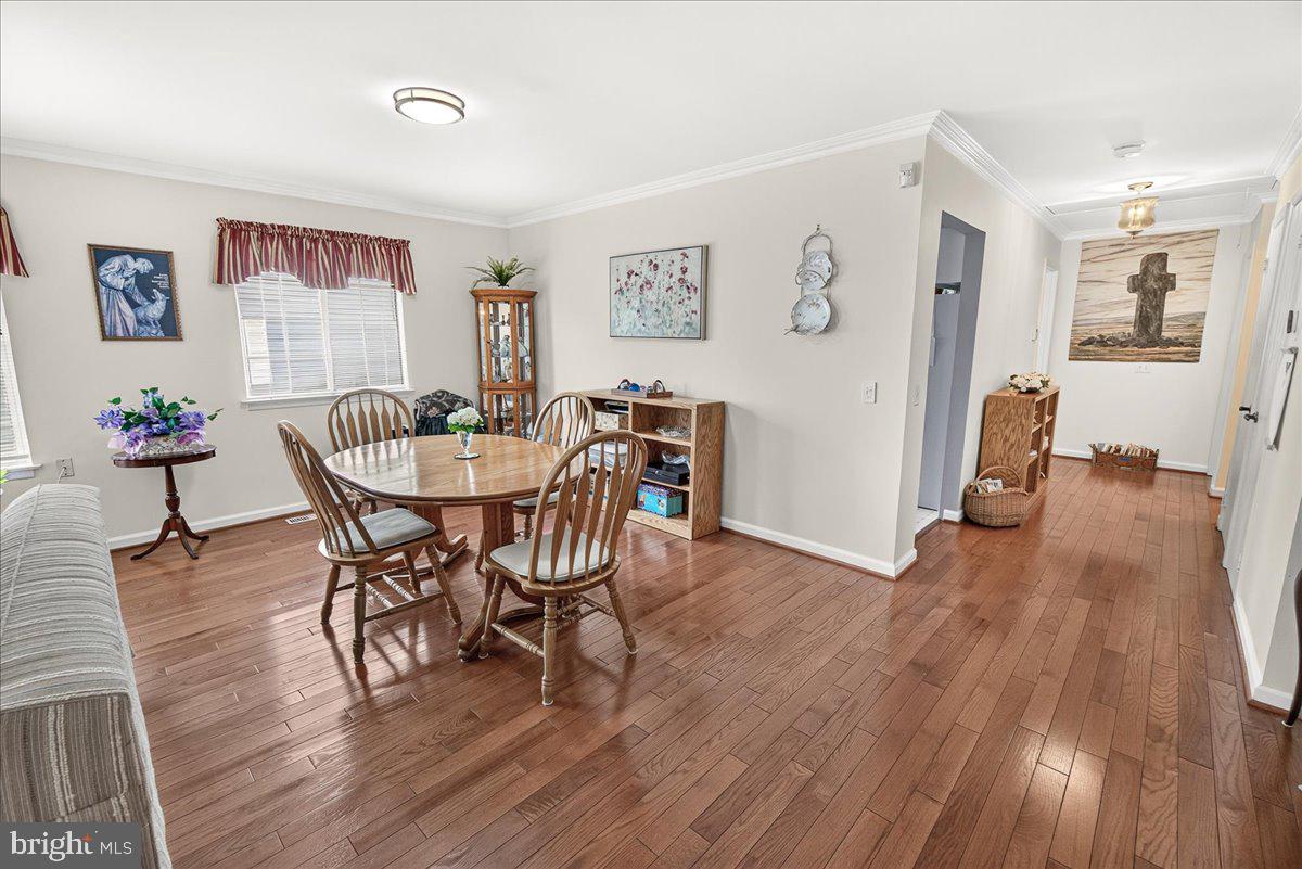 CRESTWOOD VILLAGE - Residential