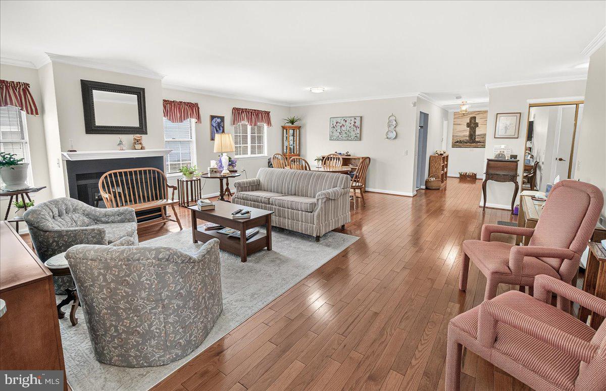 CRESTWOOD VILLAGE - Residential