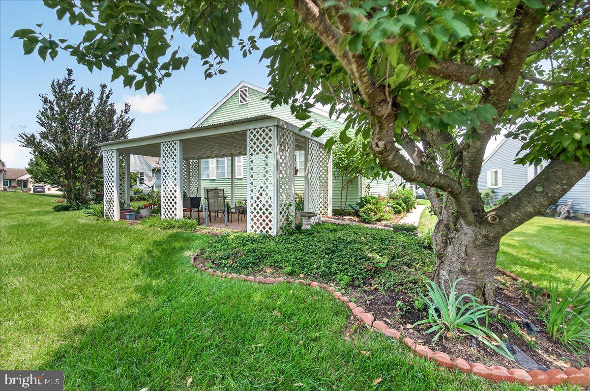 CRESTWOOD VILLAGE - Residential
