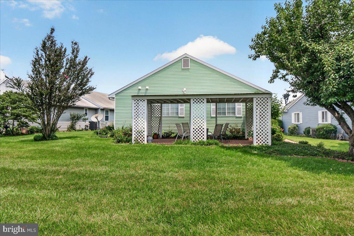 CRESTWOOD VILLAGE - Residential