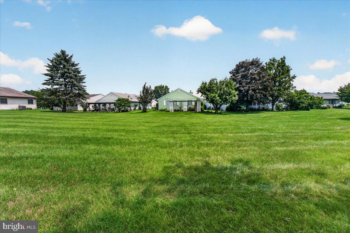 CRESTWOOD VILLAGE - Residential