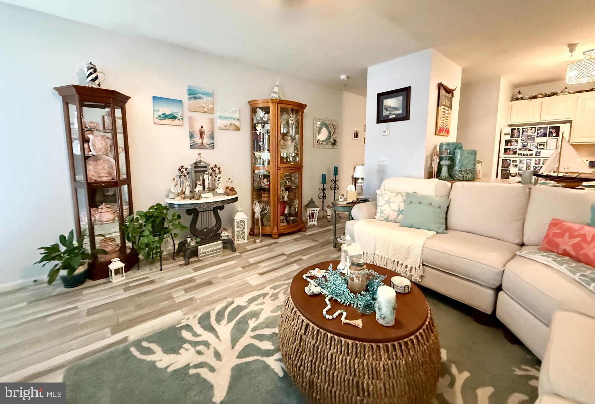 AVALON RETIREMENT COMM - Residential