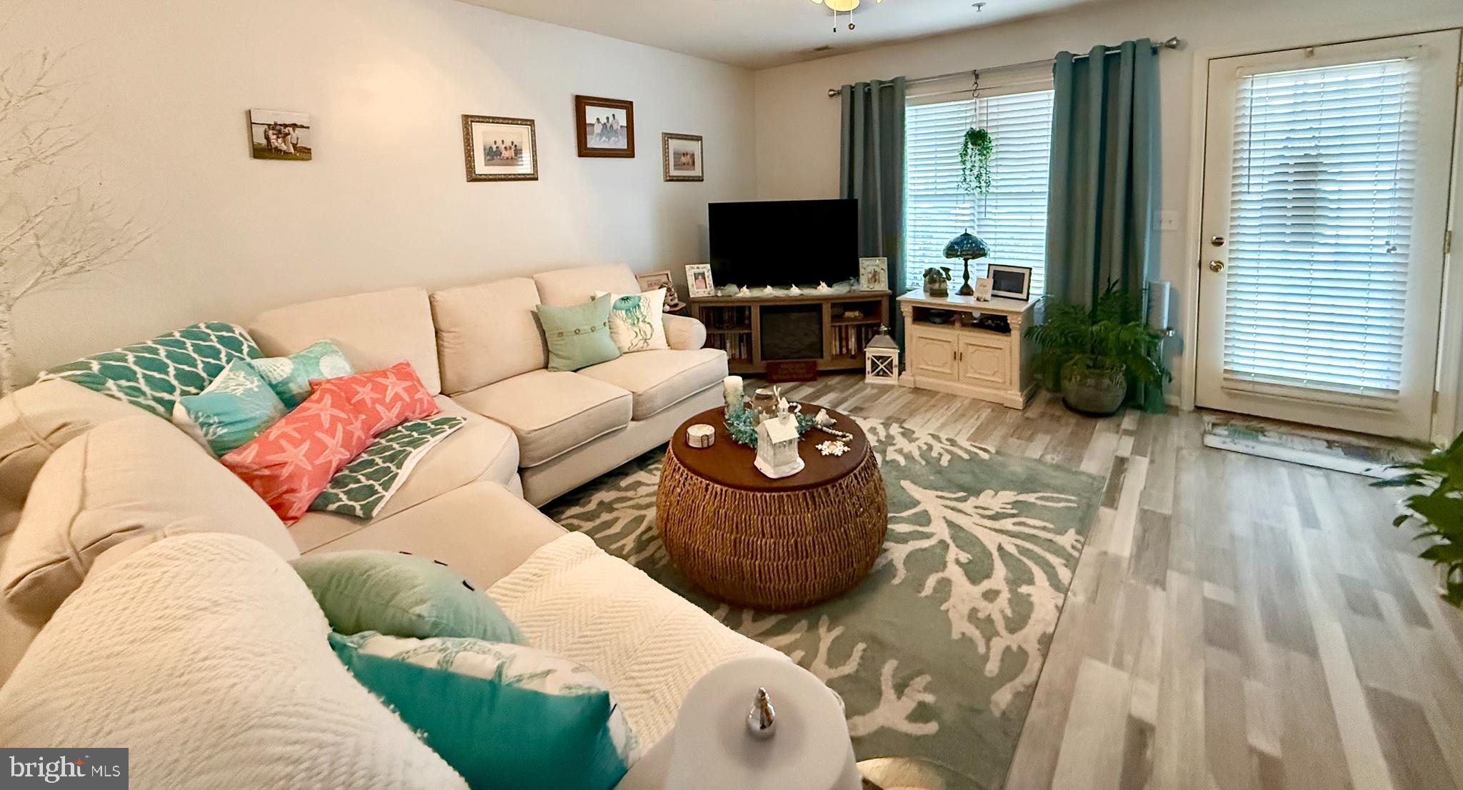 AVALON RETIREMENT COMM - Residential