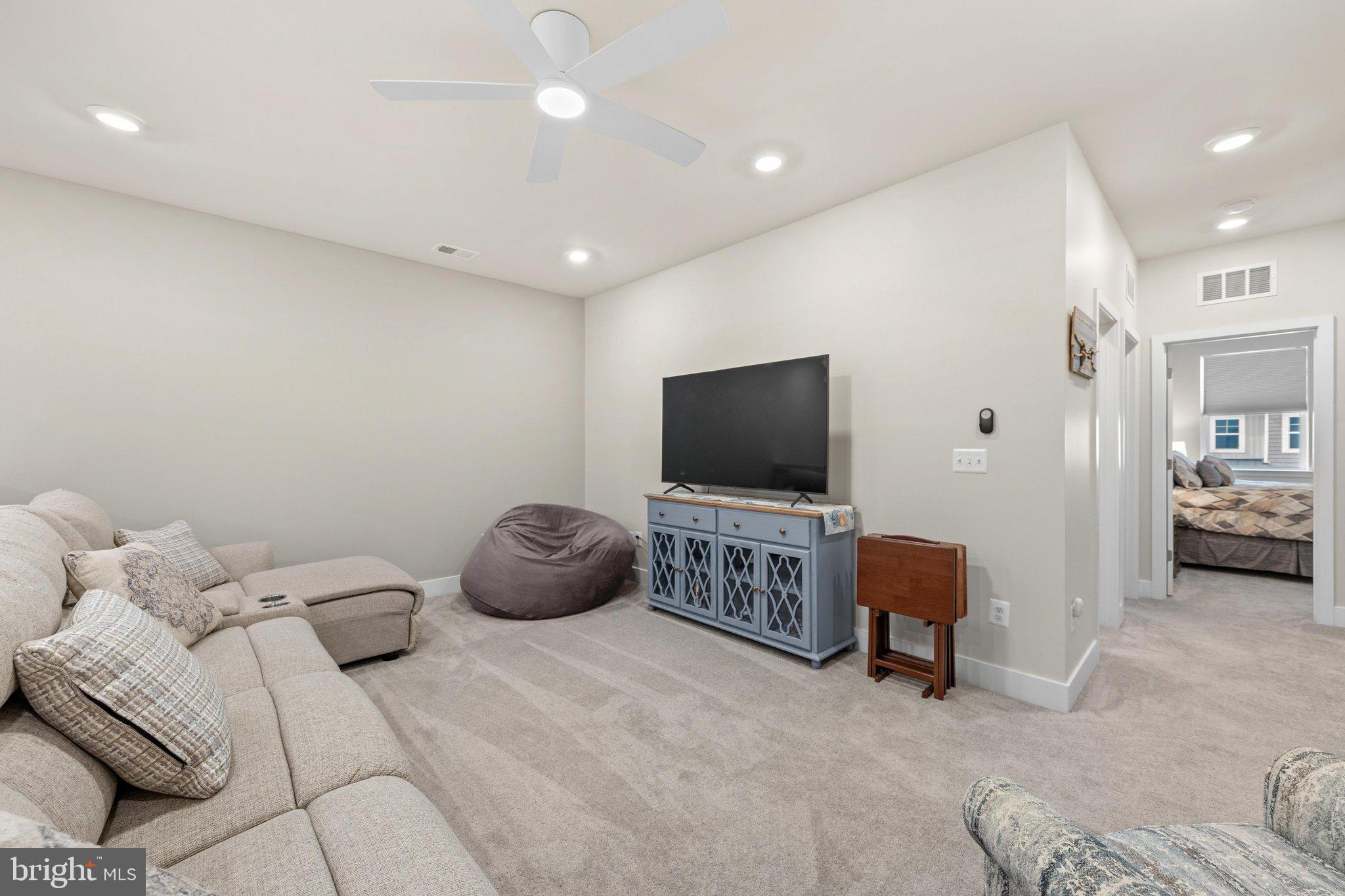 VILLAS AT WALDEN - Residential