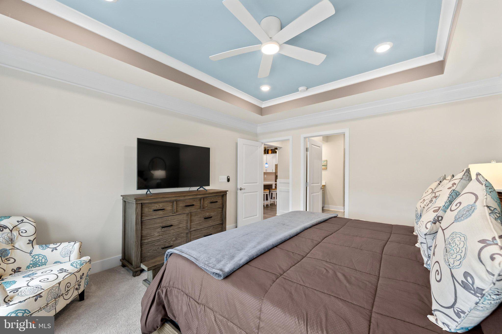 VILLAS AT WALDEN - Residential