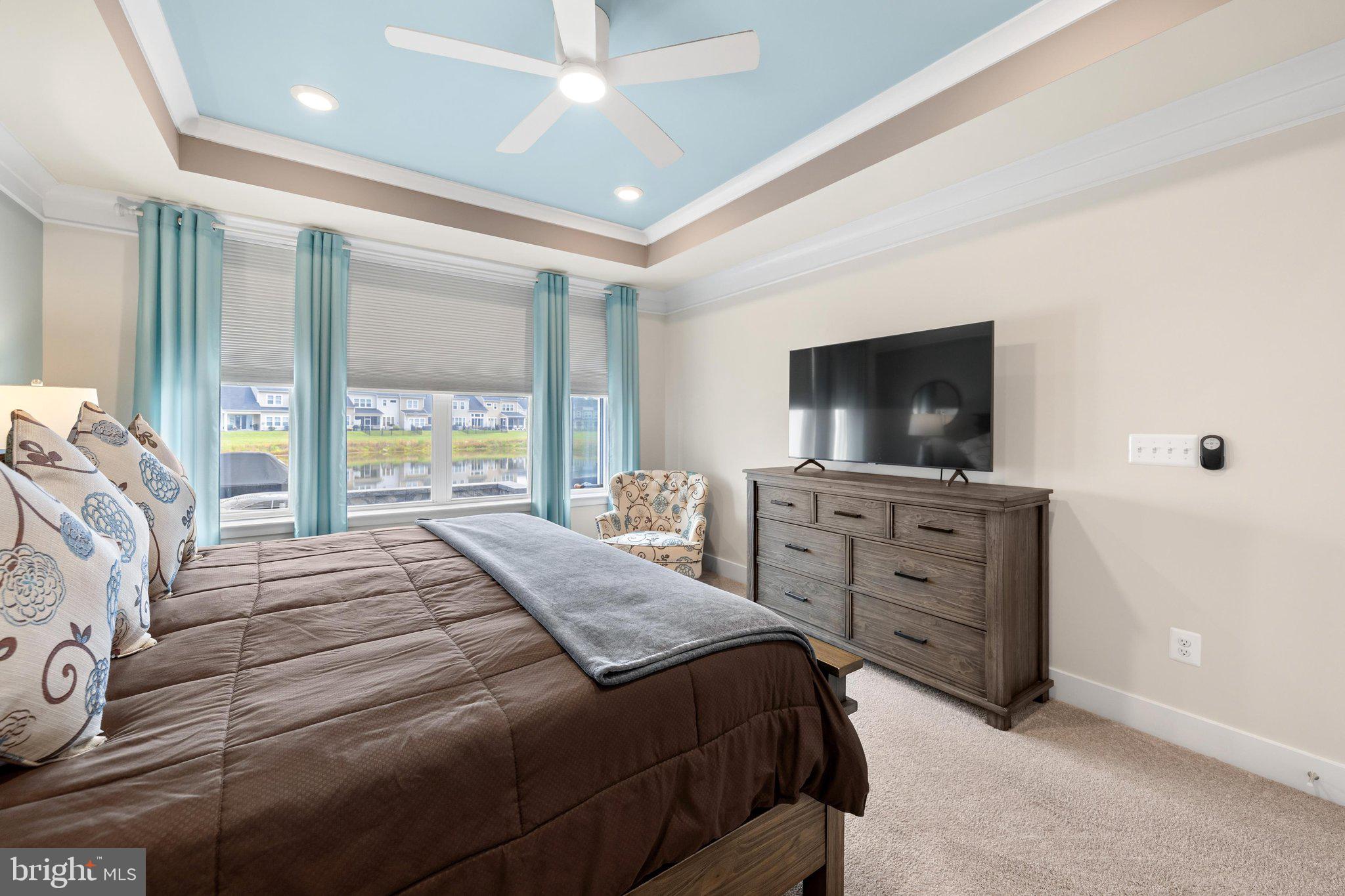 VILLAS AT WALDEN - Residential