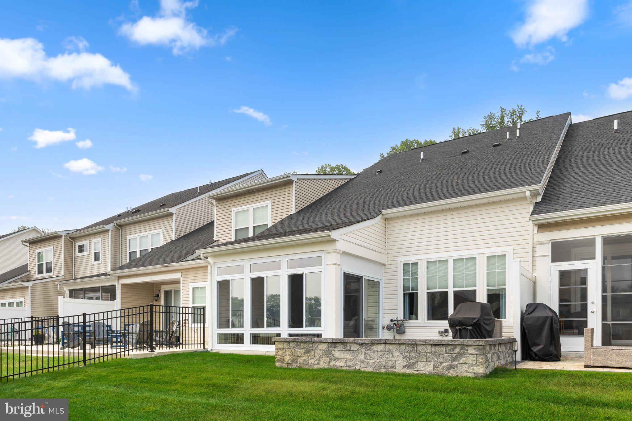 VILLAS AT WALDEN - Residential