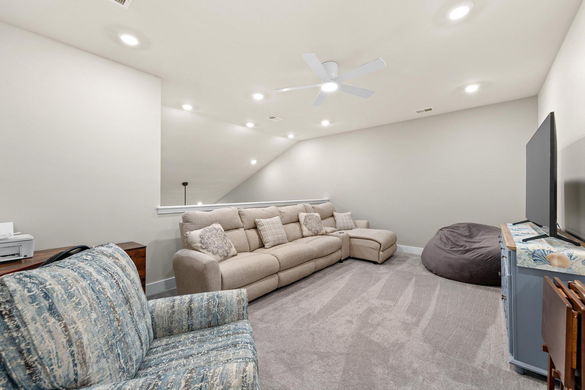 VILLAS AT WALDEN - Residential