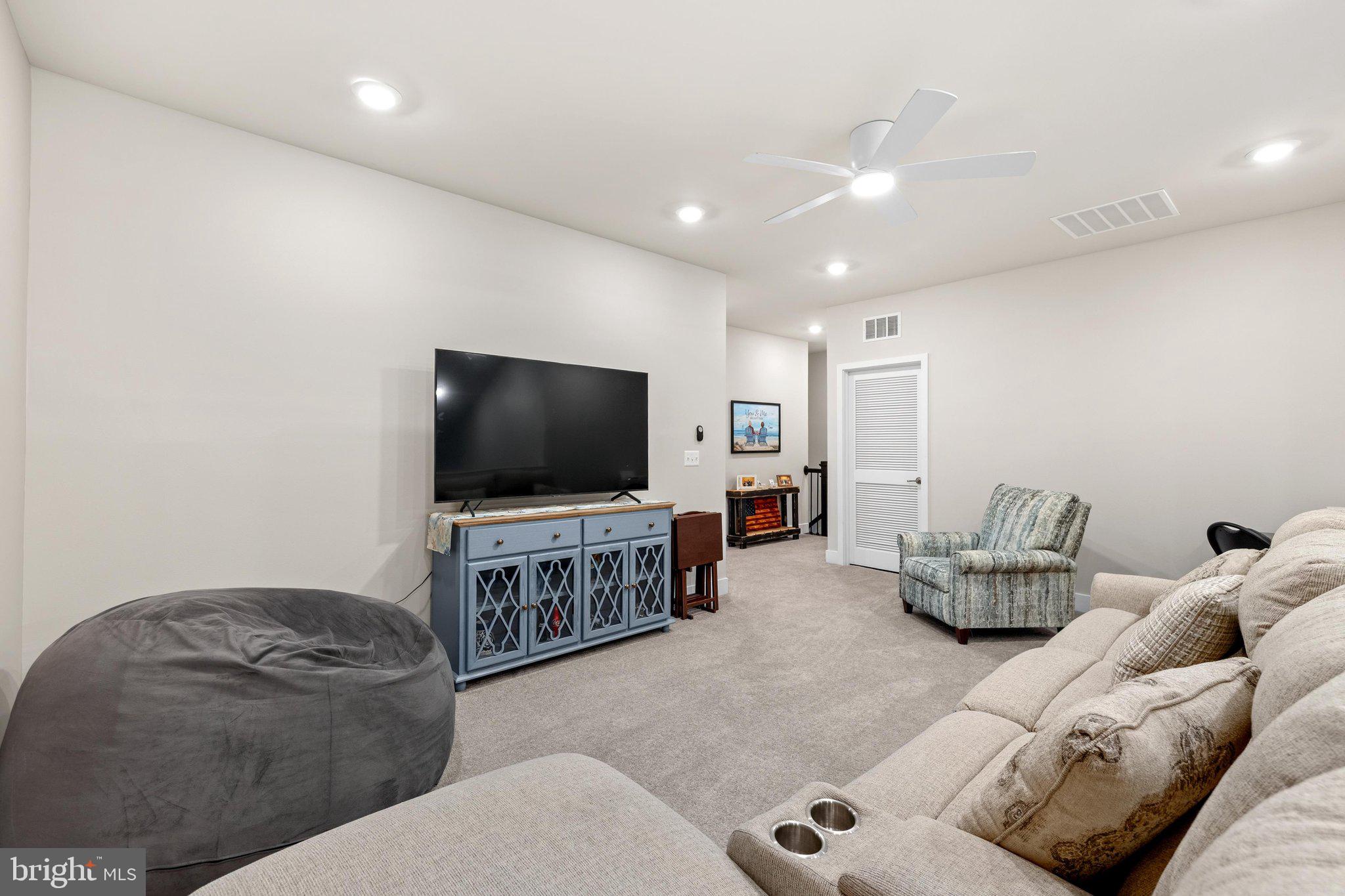VILLAS AT WALDEN - Residential