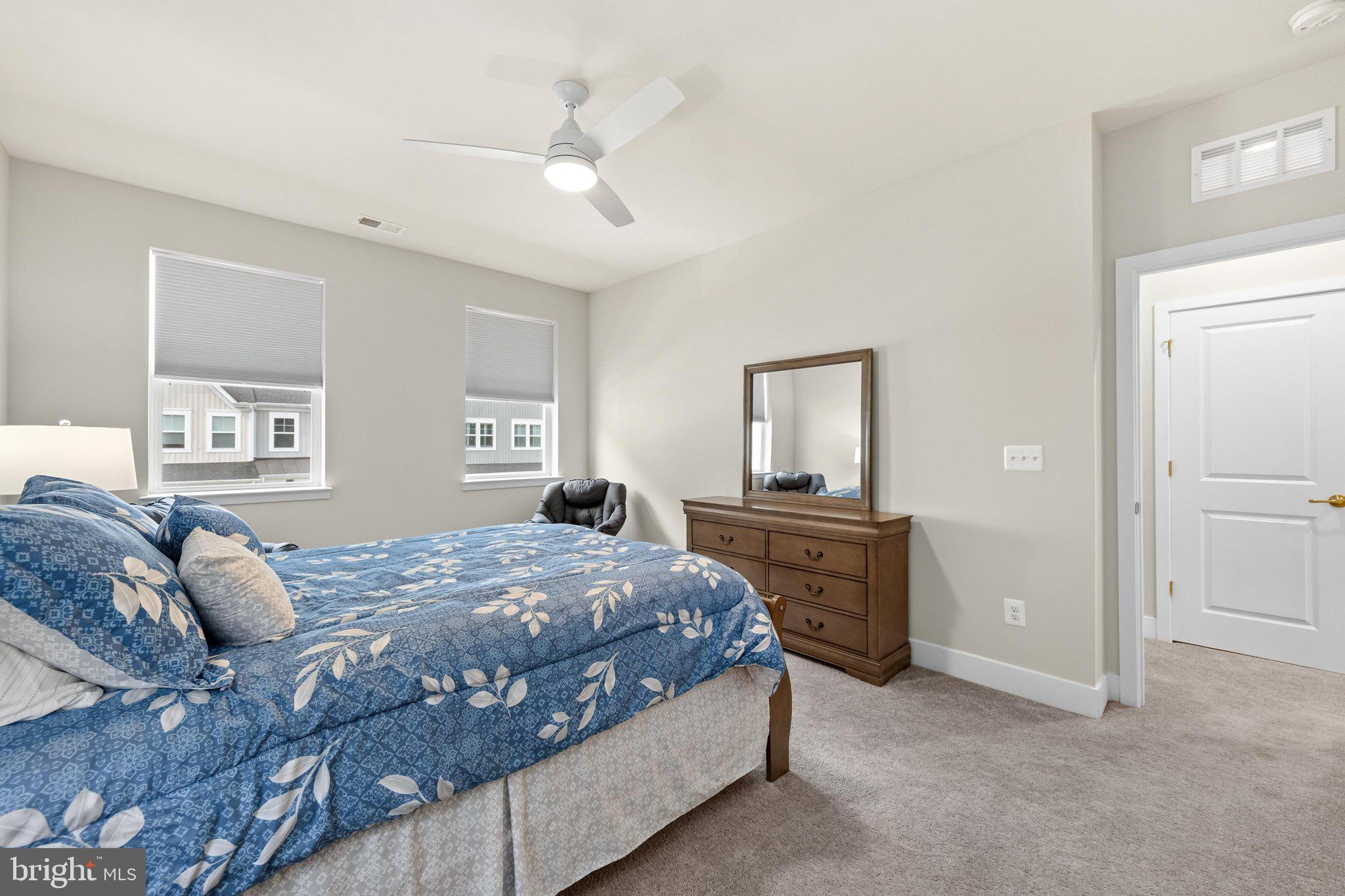 VILLAS AT WALDEN - Residential