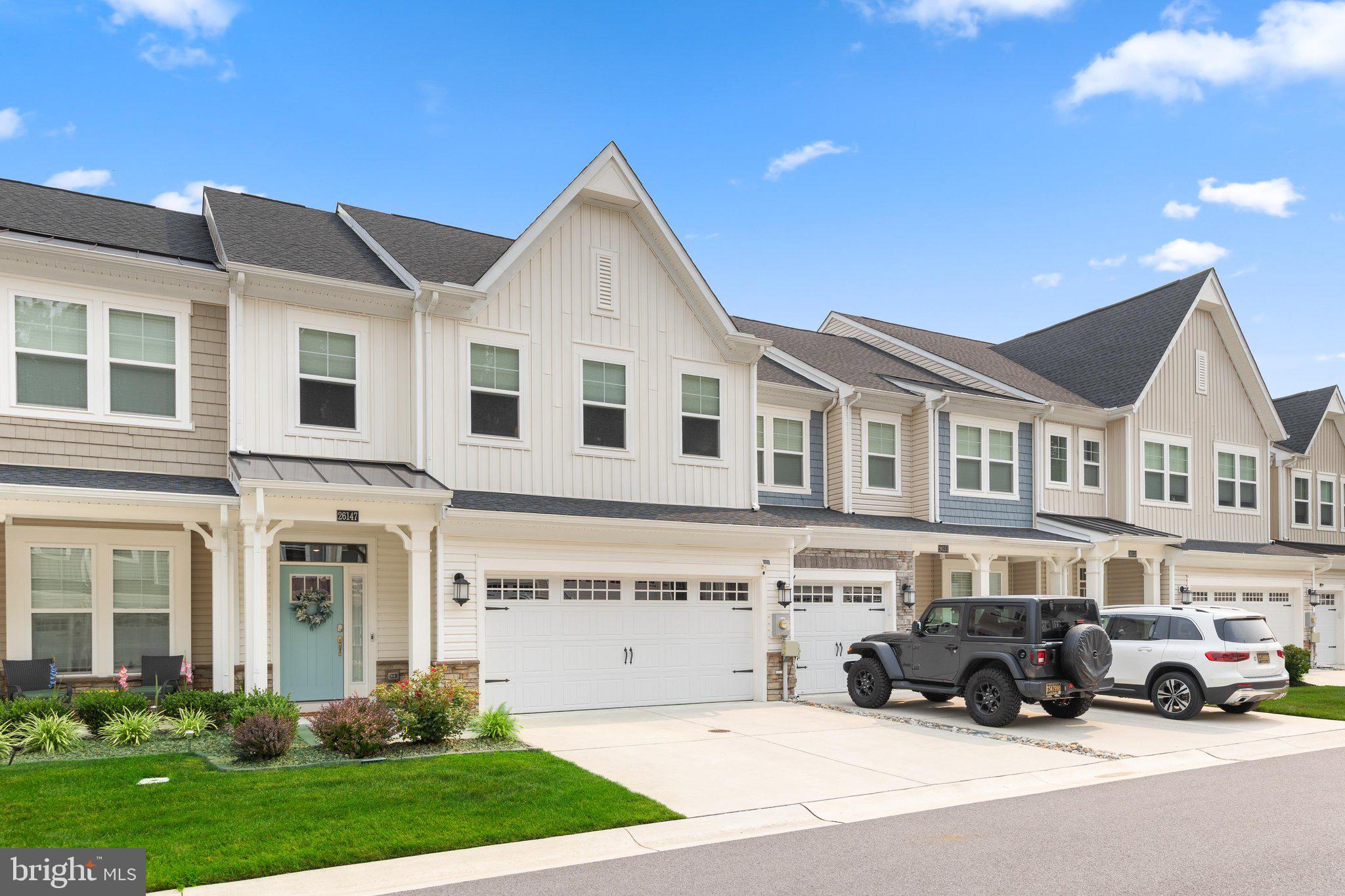 VILLAS AT WALDEN - Residential