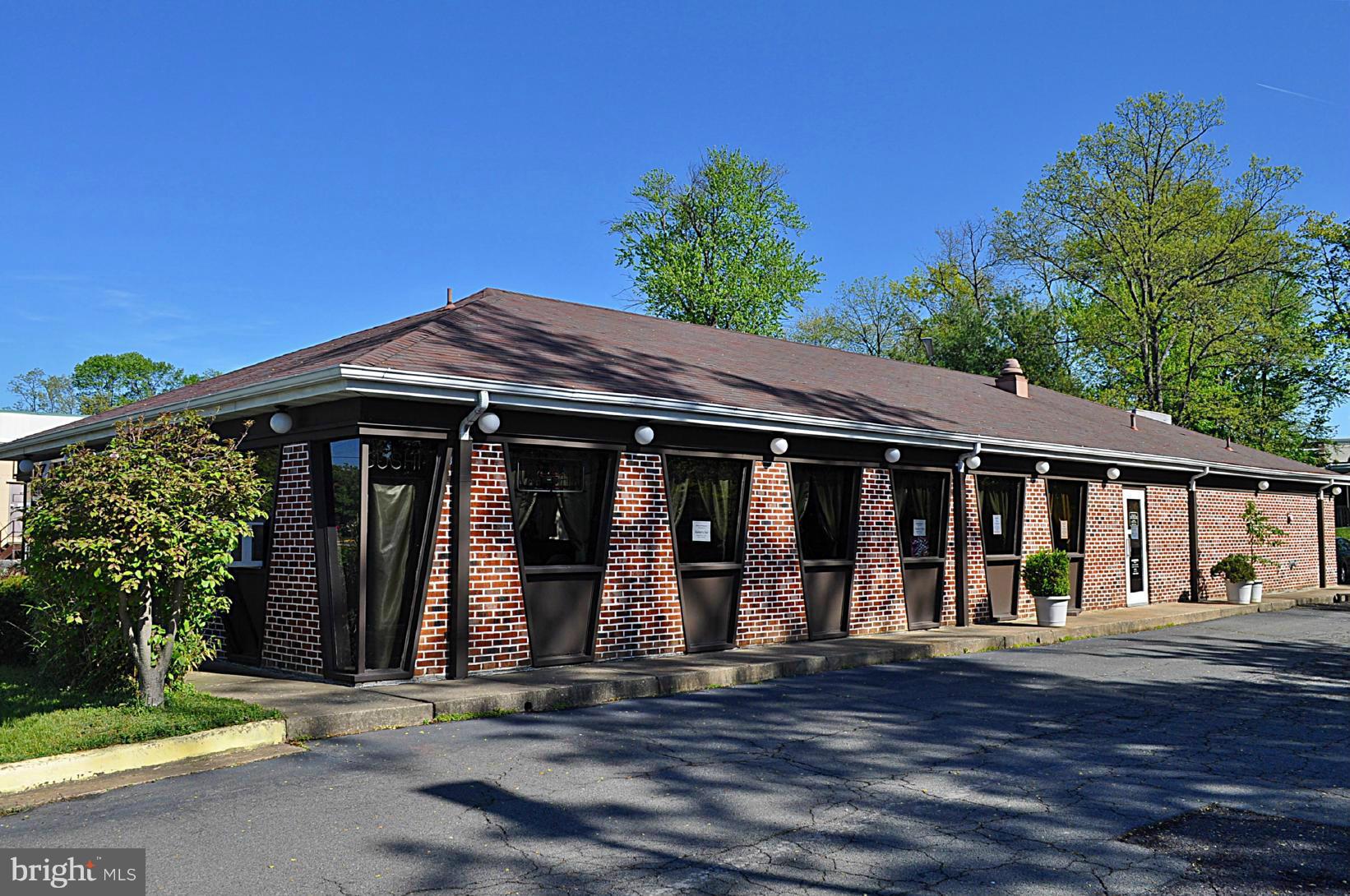 CITY OF FAIRFAX - Commercial Sale