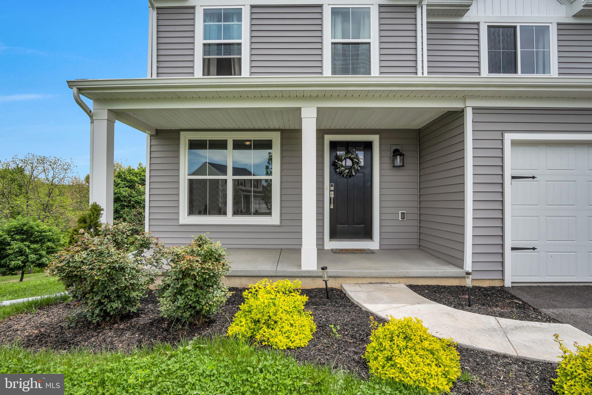 STONE MILL ESTATES - Residential