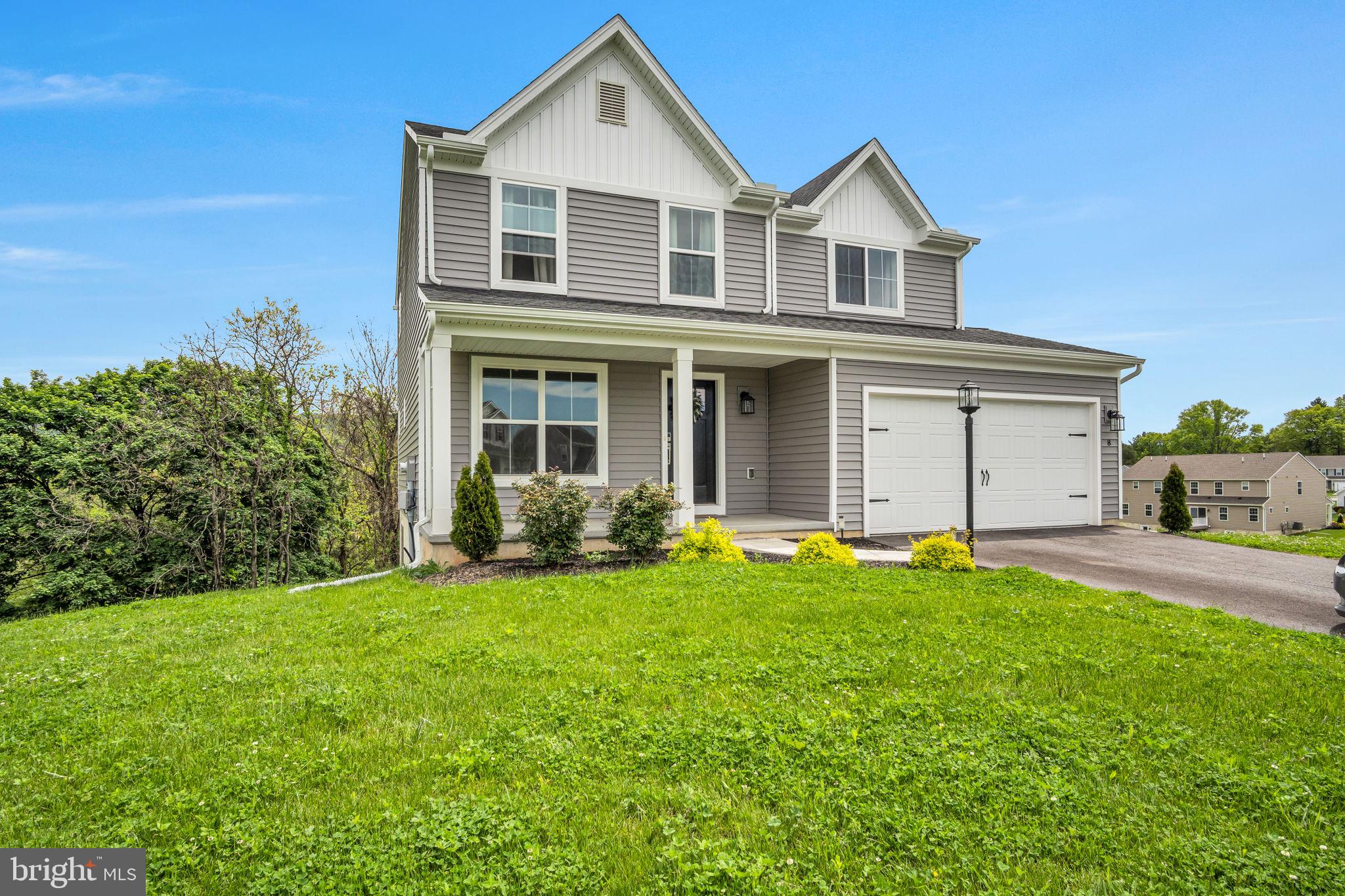 STONE MILL ESTATES - Residential