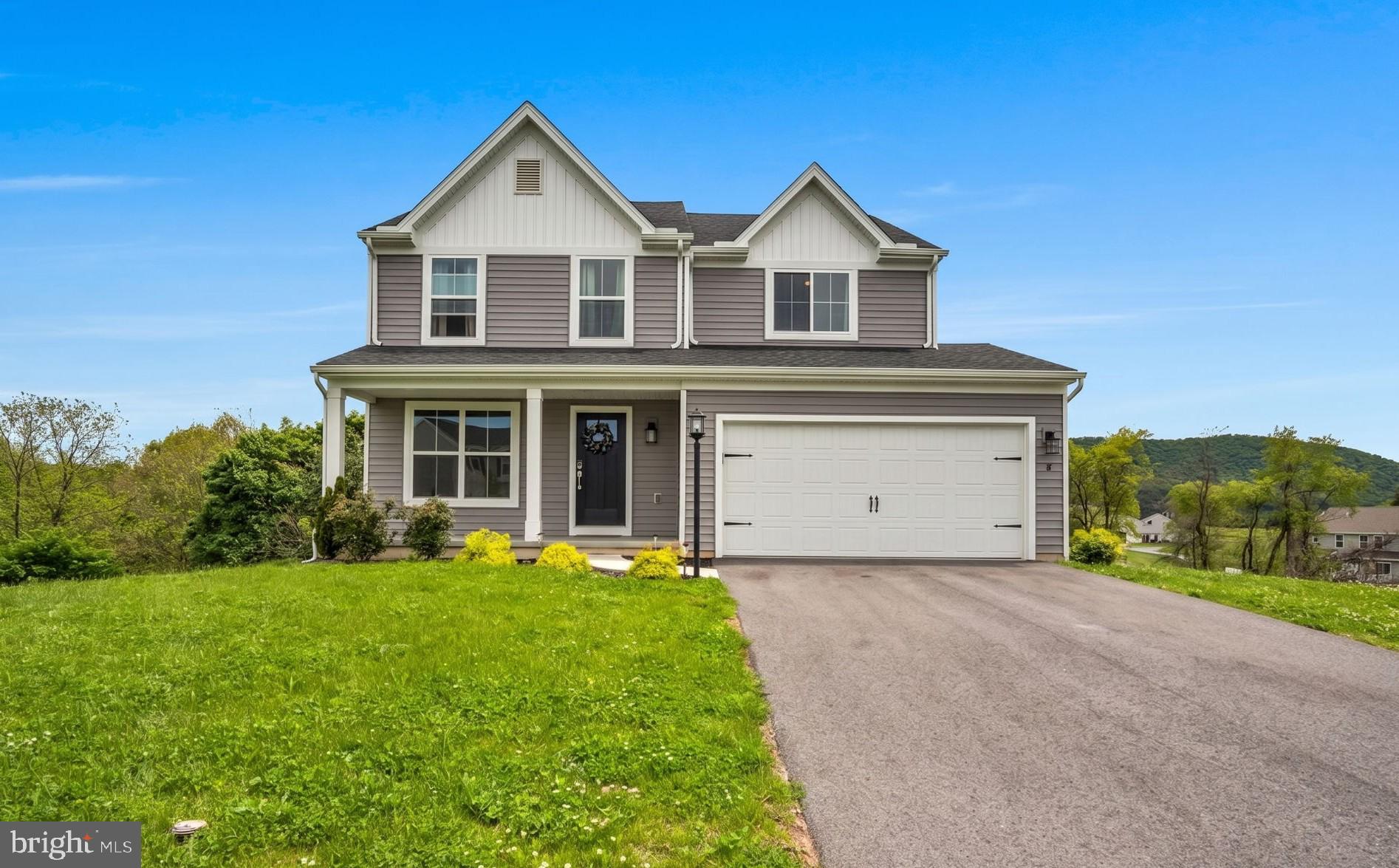 STONE MILL ESTATES - Residential