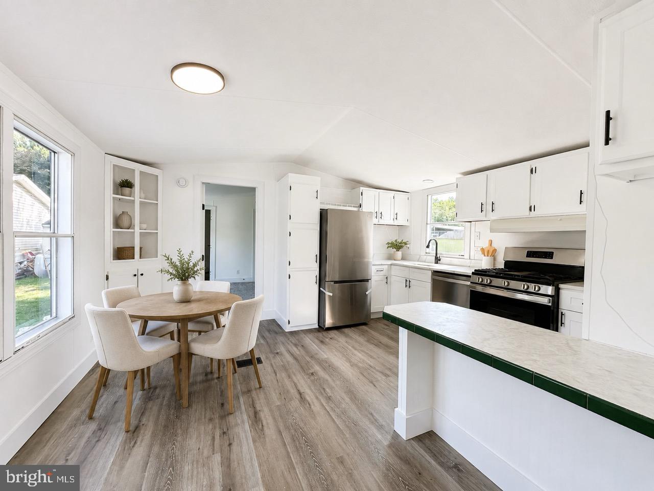 BOONE'S MOBILE ESTATES - Residential