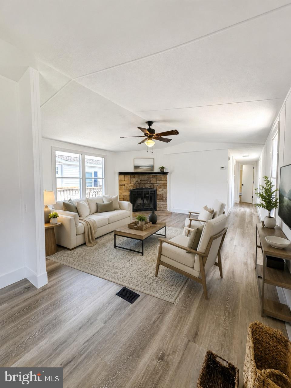 BOONE'S MOBILE ESTATES - Residential