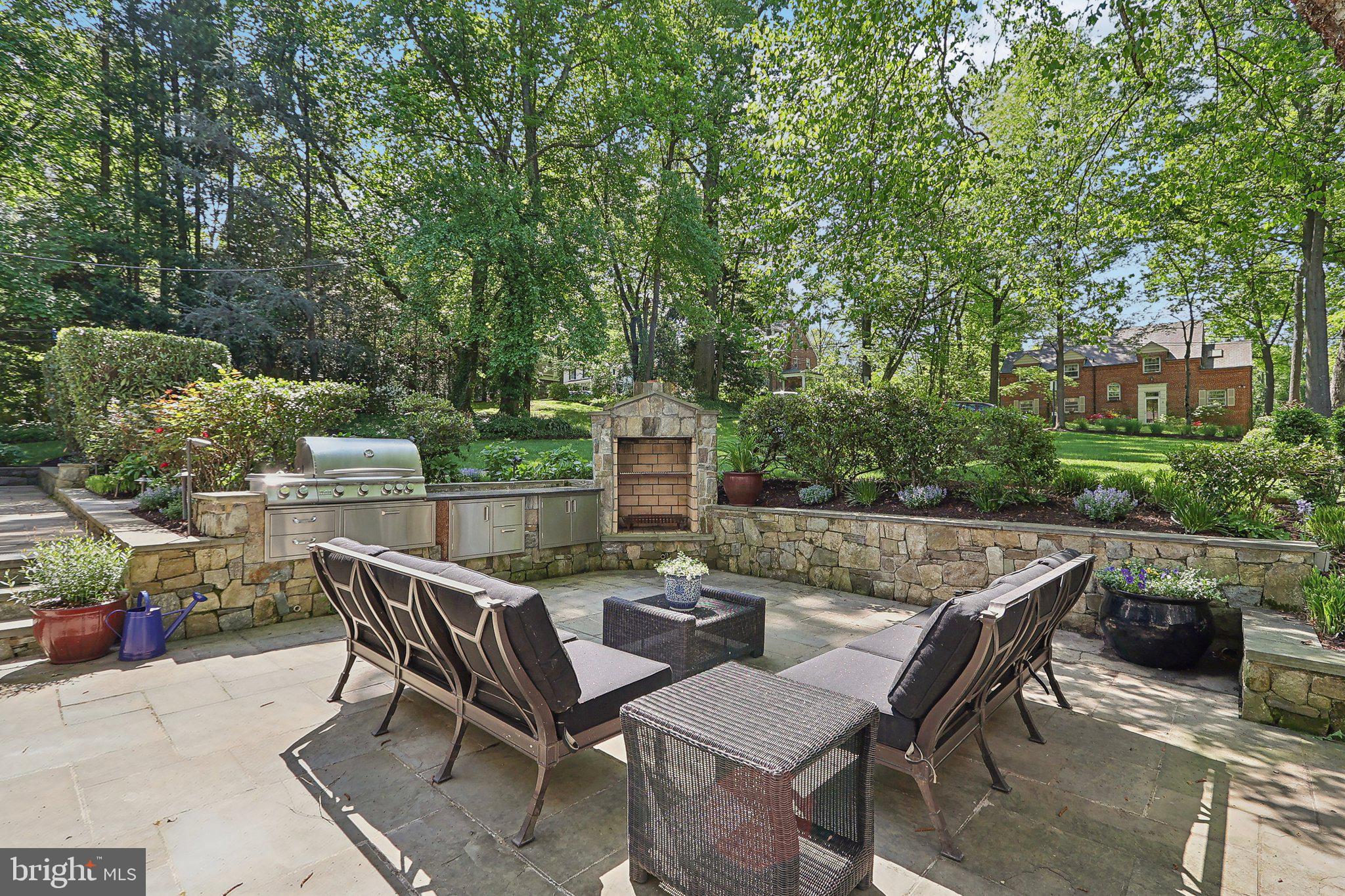 SOMERSET HEIGHTS - Residential