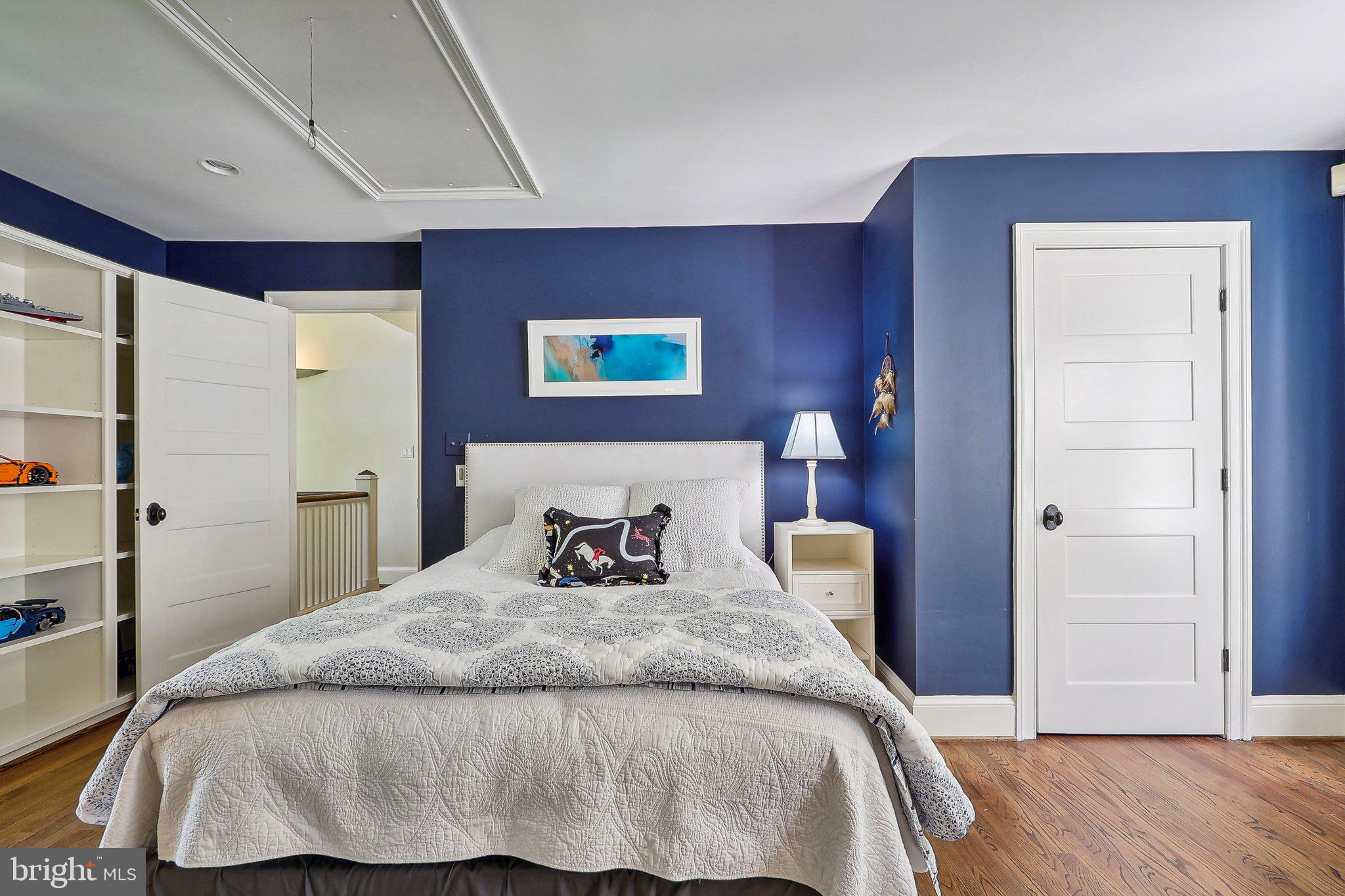 SOMERSET HEIGHTS - Residential